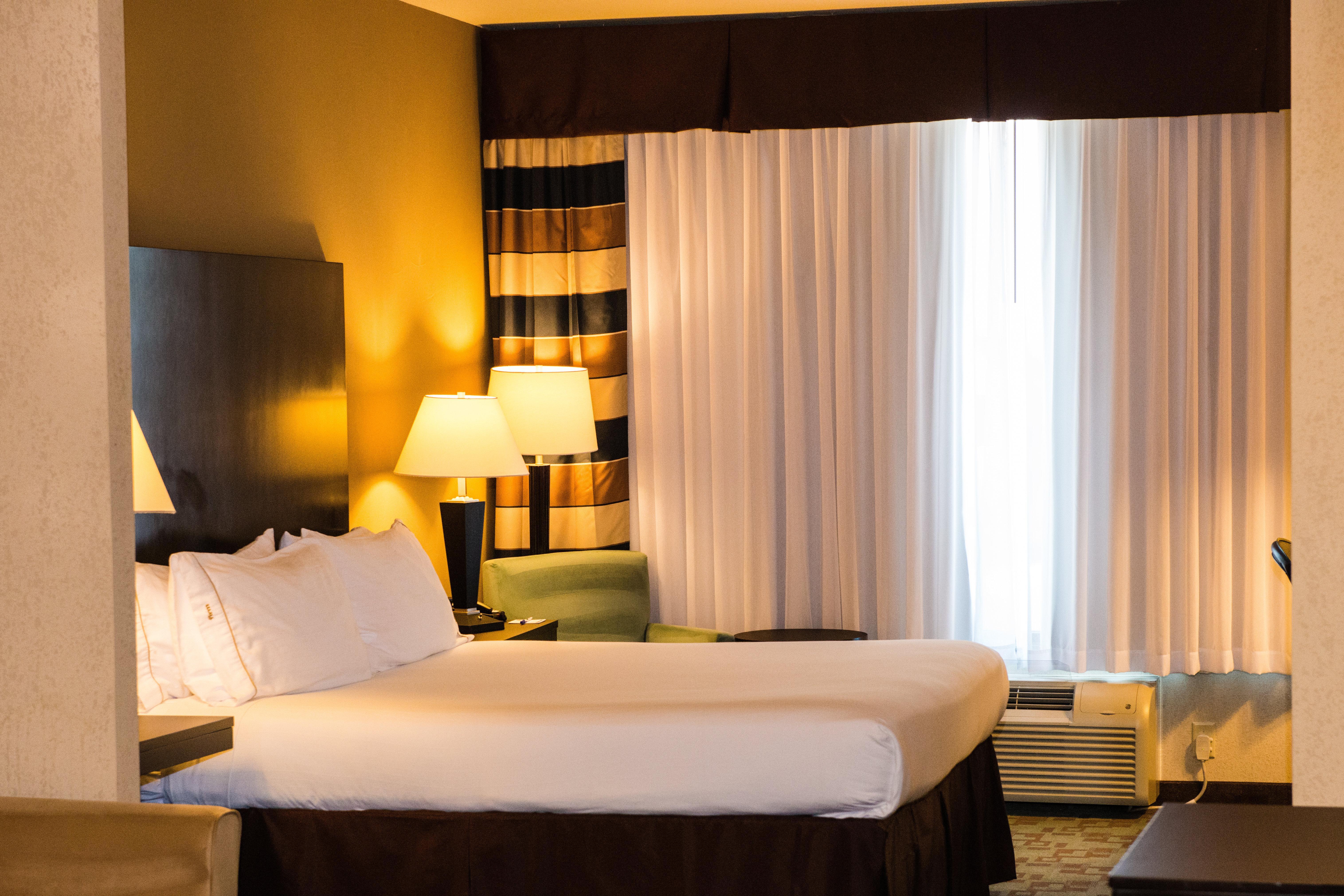 Express & Nw Beltway 8-west Road By Ihg 2*
