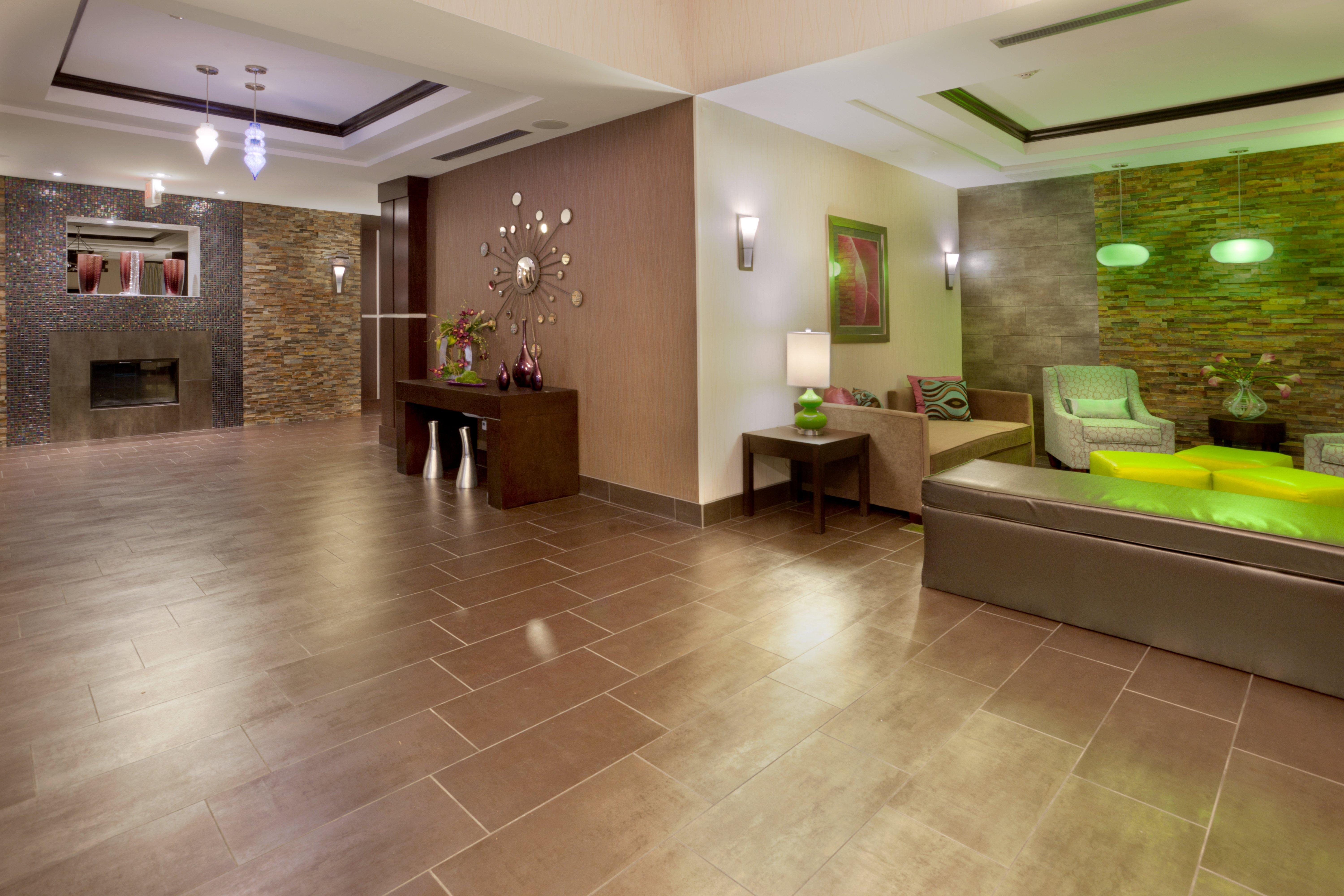 Express & Nw Beltway 8-west Road By Ihg