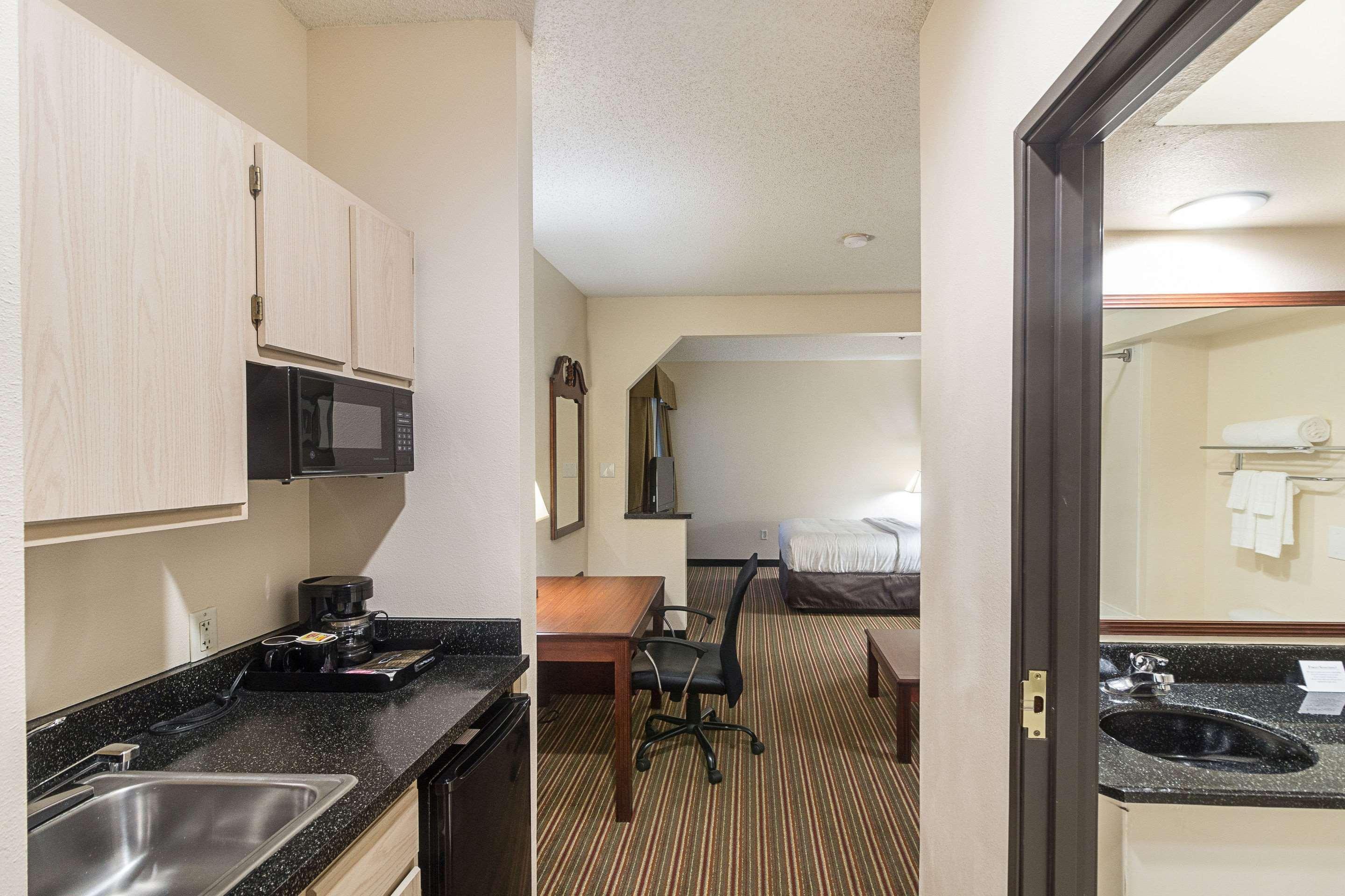 Hotel Quality & West Chase 2*