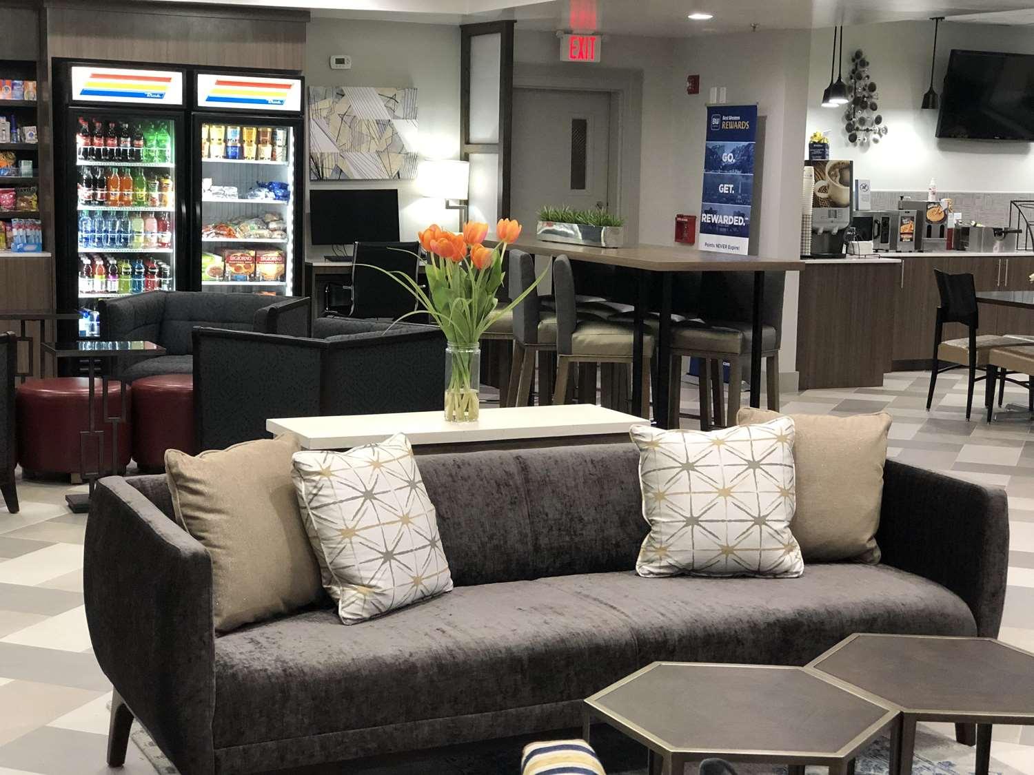 Western Heritage Hotel