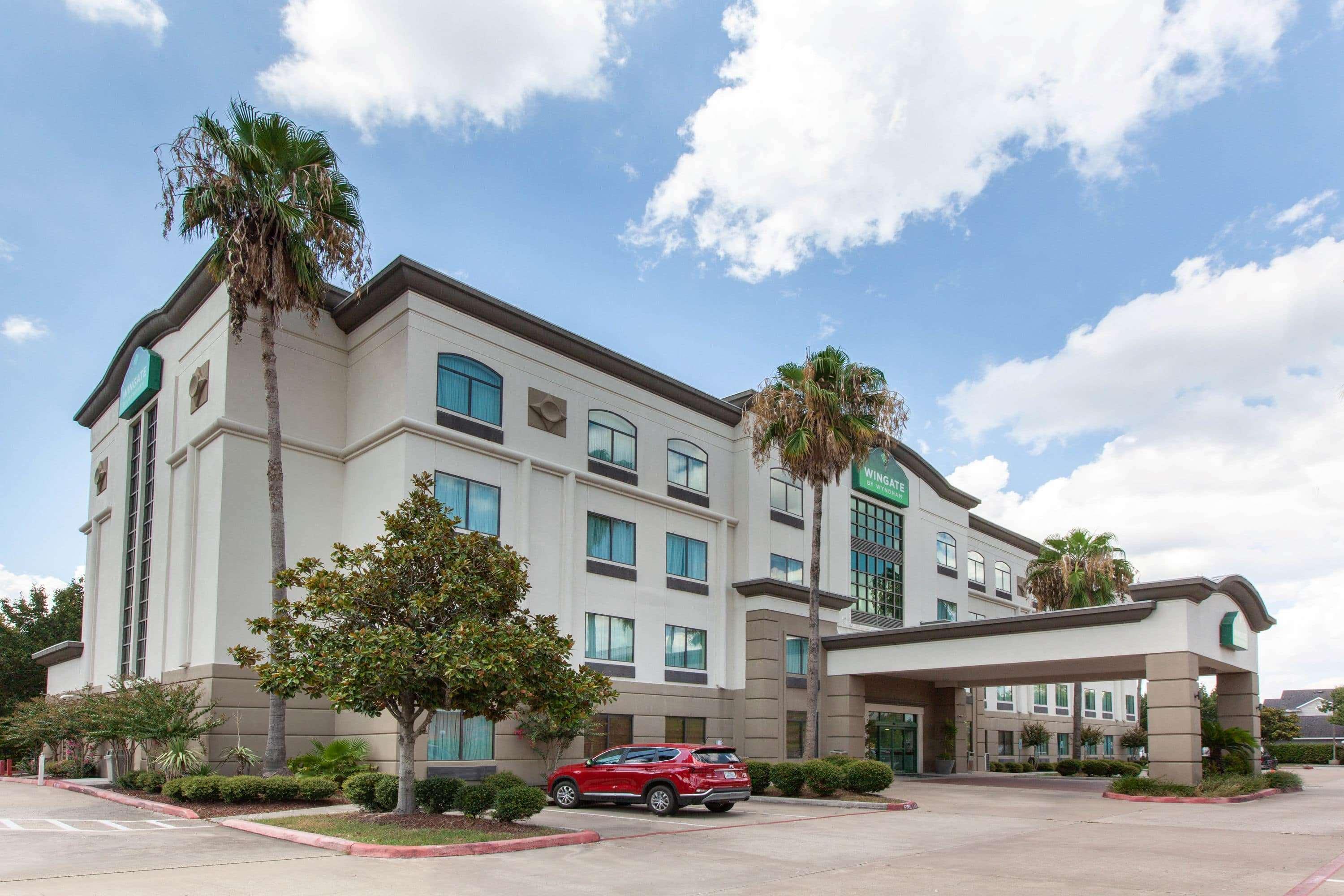 Hotel Wingate By Wyndham / Willowbrook