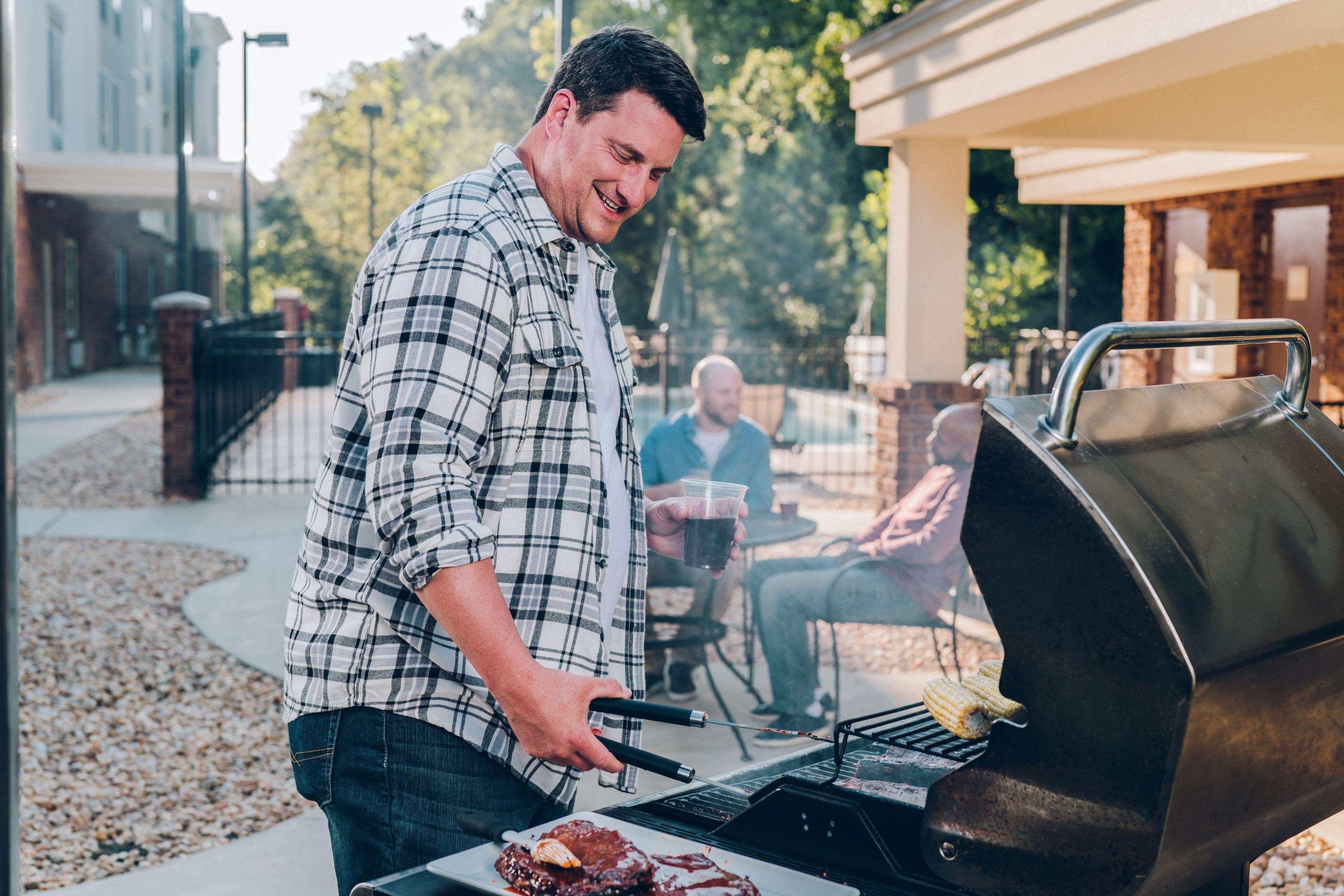 Hotel Candlewood Nw - Willowbrook, An Ihg 2*