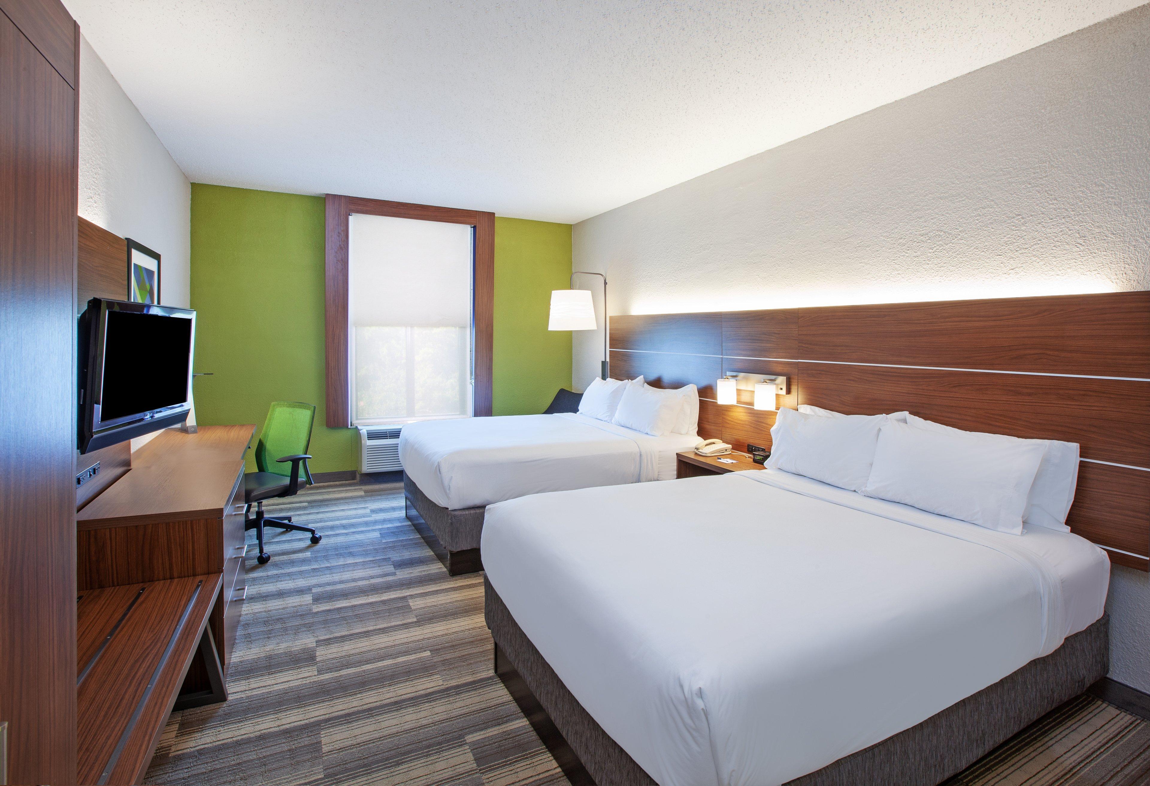 Holiday Express & - Memorial Park Area By Ihg Hotel