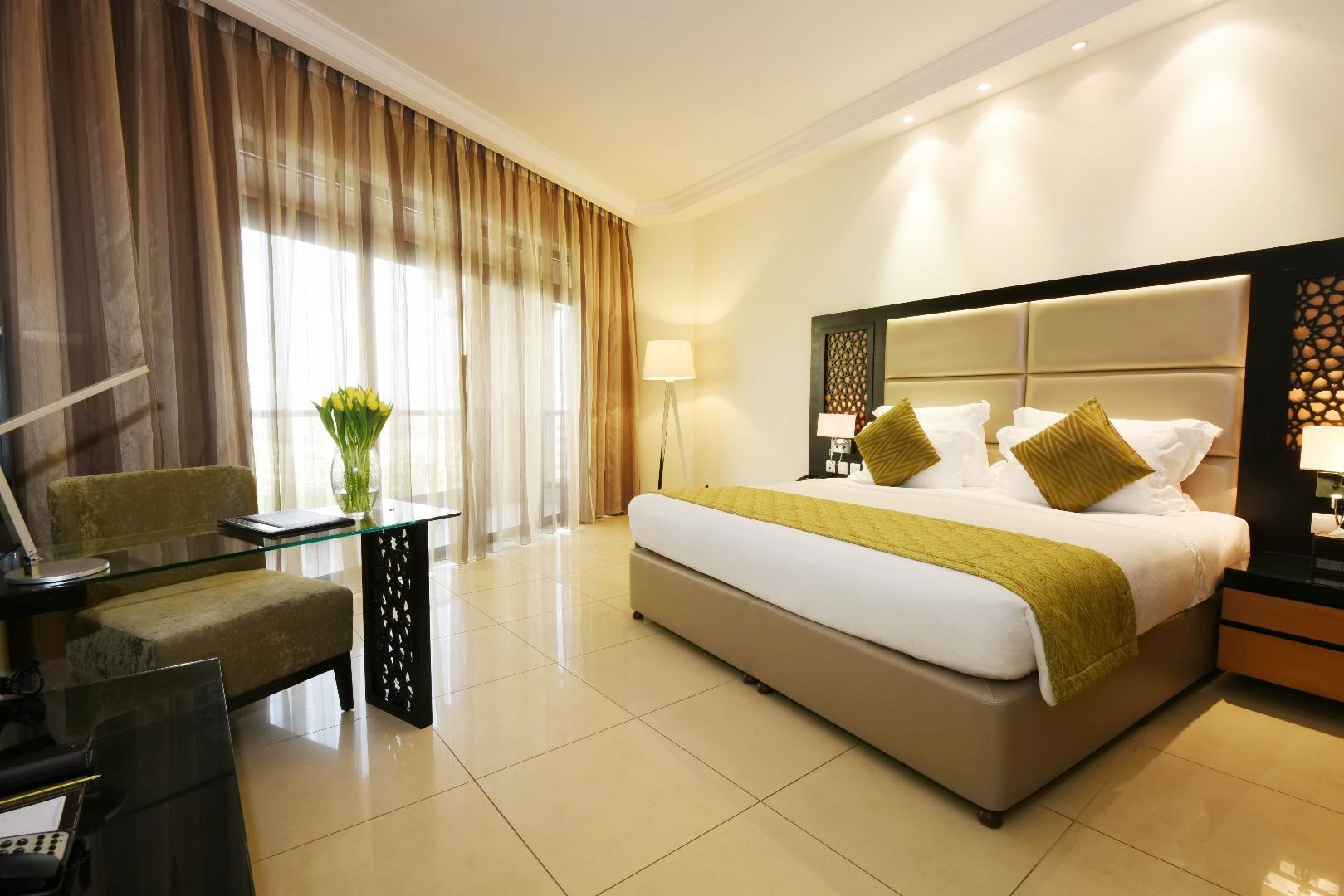 Wyndham Garden Willowbrook 3*