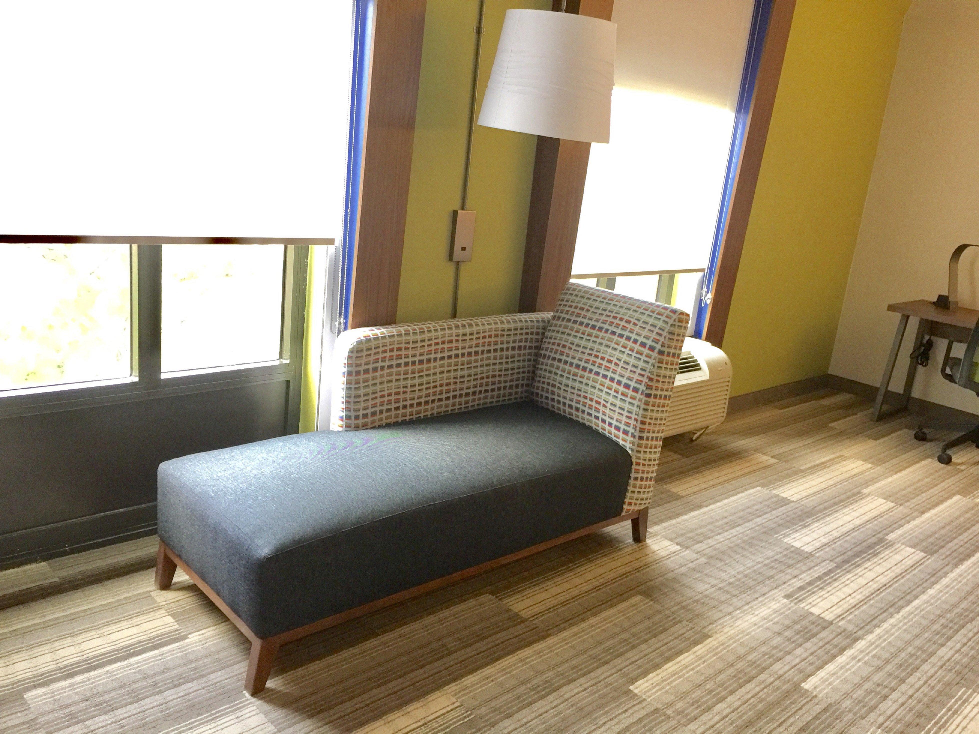 Hotel Holiday Express & - Memorial Park Area By Ihg