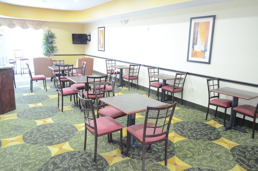 Days & By Wyndham / West Energy Corridor Hotel 3*