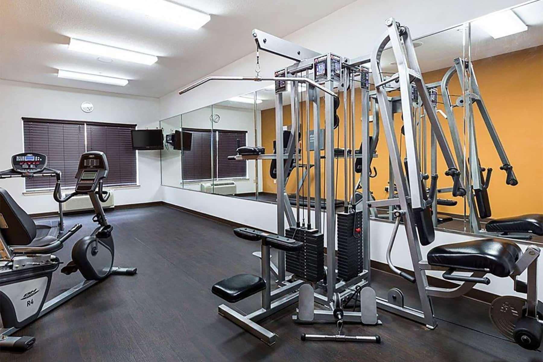 Days & By Wyndham / West Energy Corridor Hotel 3*
