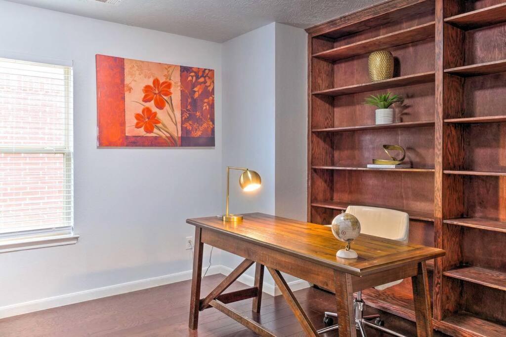 Holiday home 3 Bedroom 2.5 Bath With Office Houston