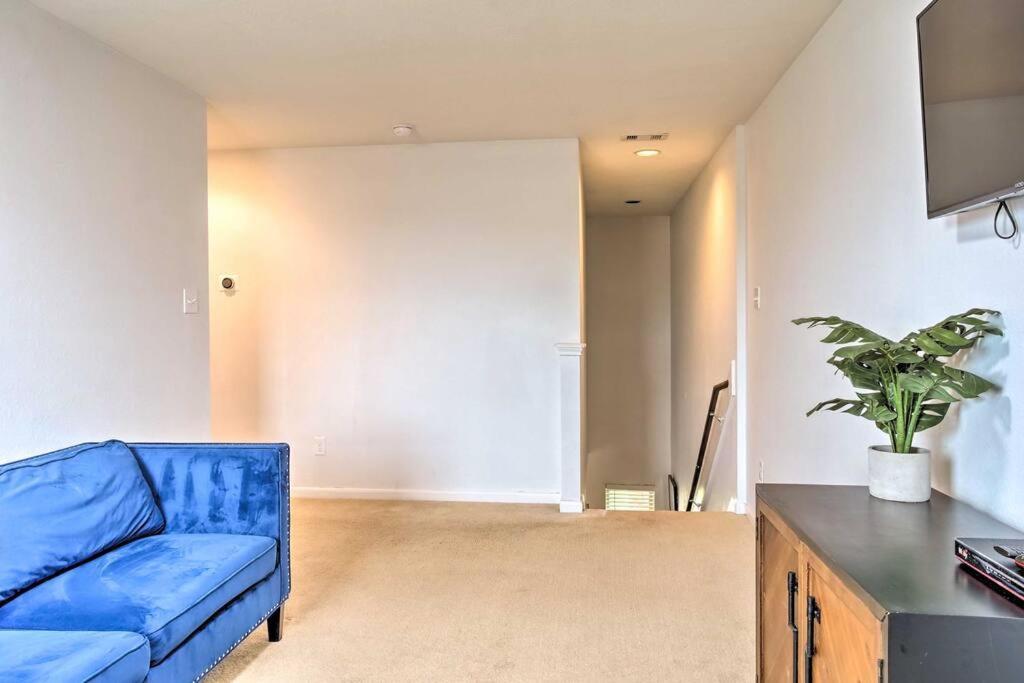 3 Bedroom 2.5 Bath With Office * Houston