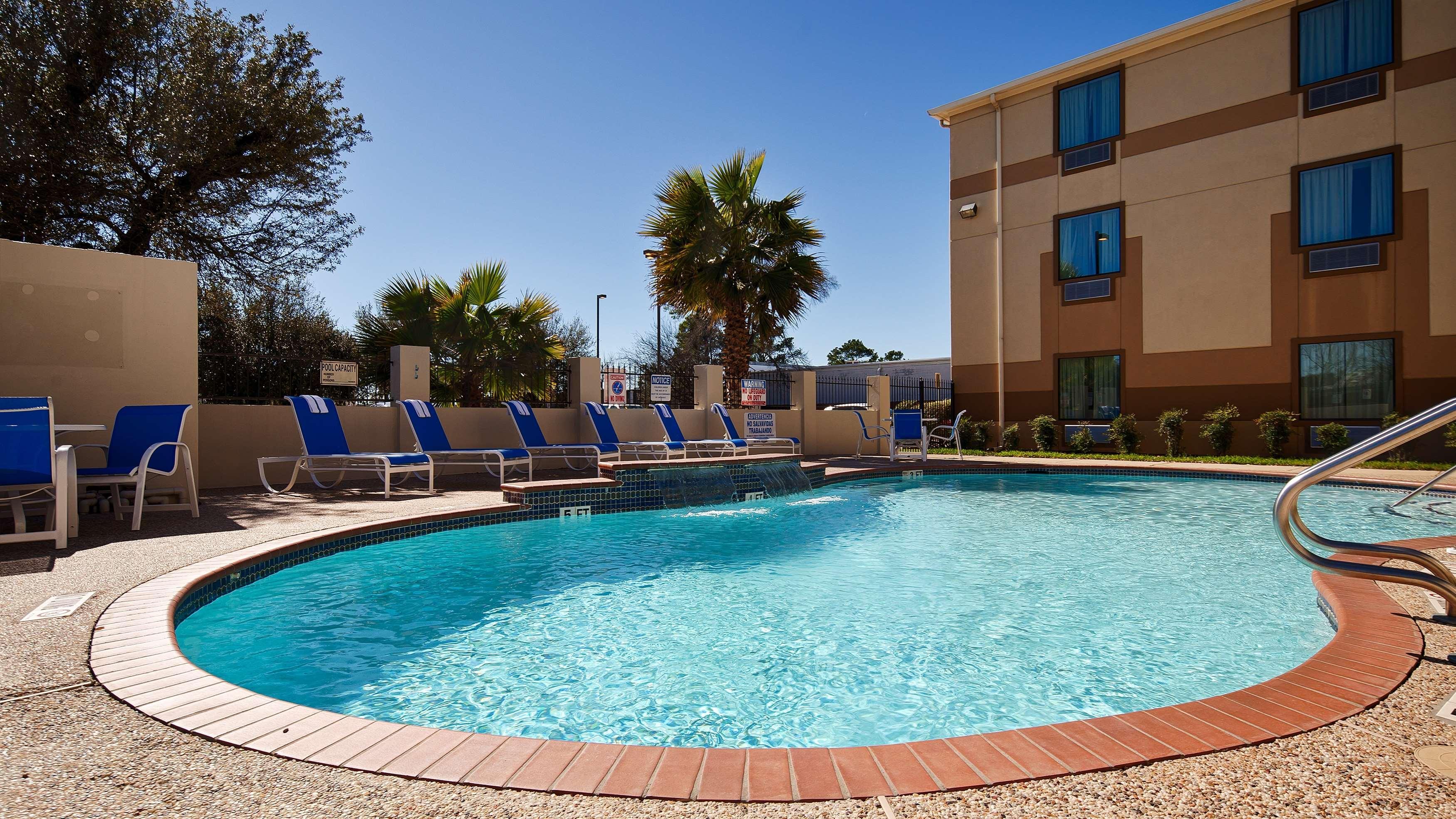 Best Western Galleria & Hotel