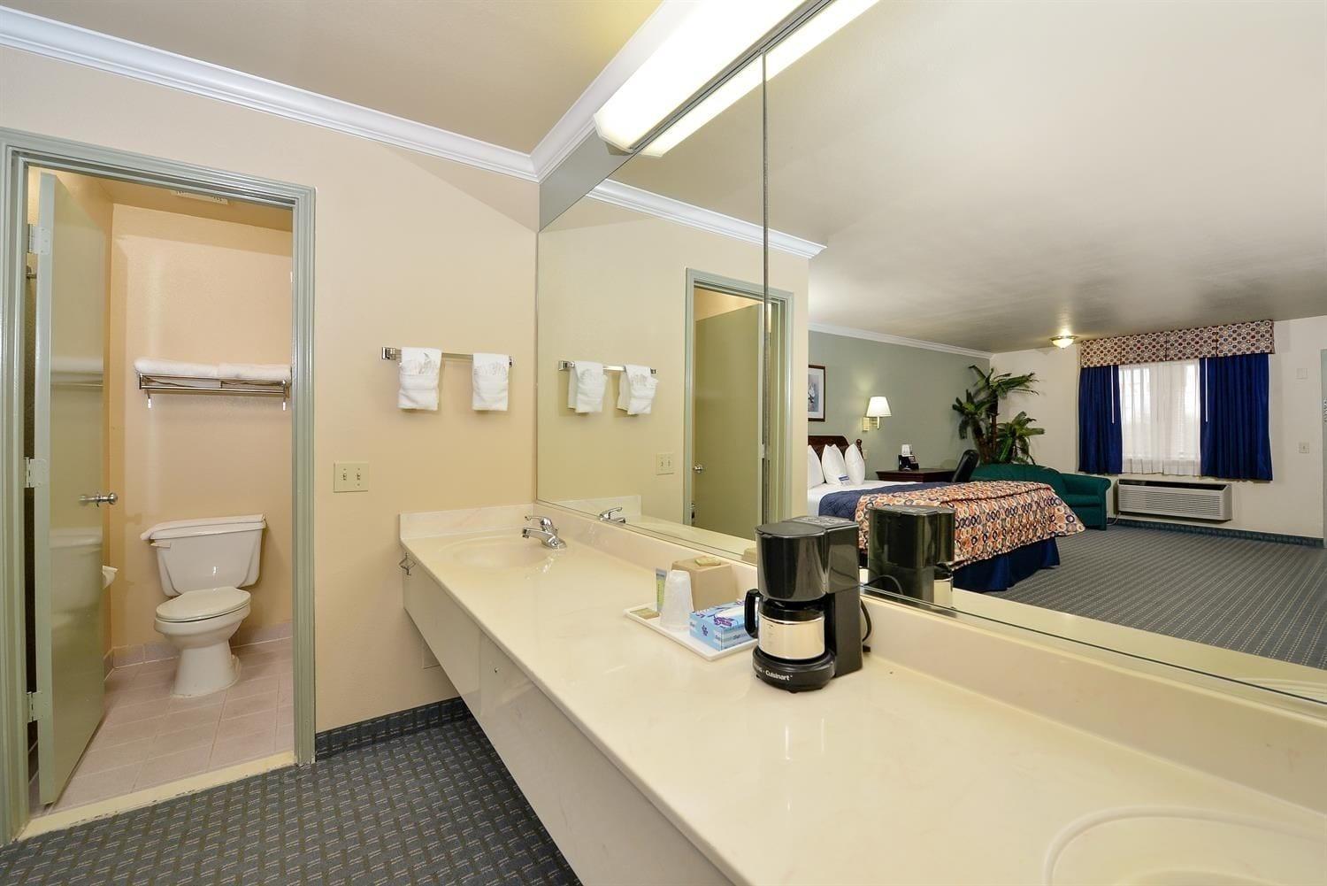 Americas Best Value Hobby Airport Motel