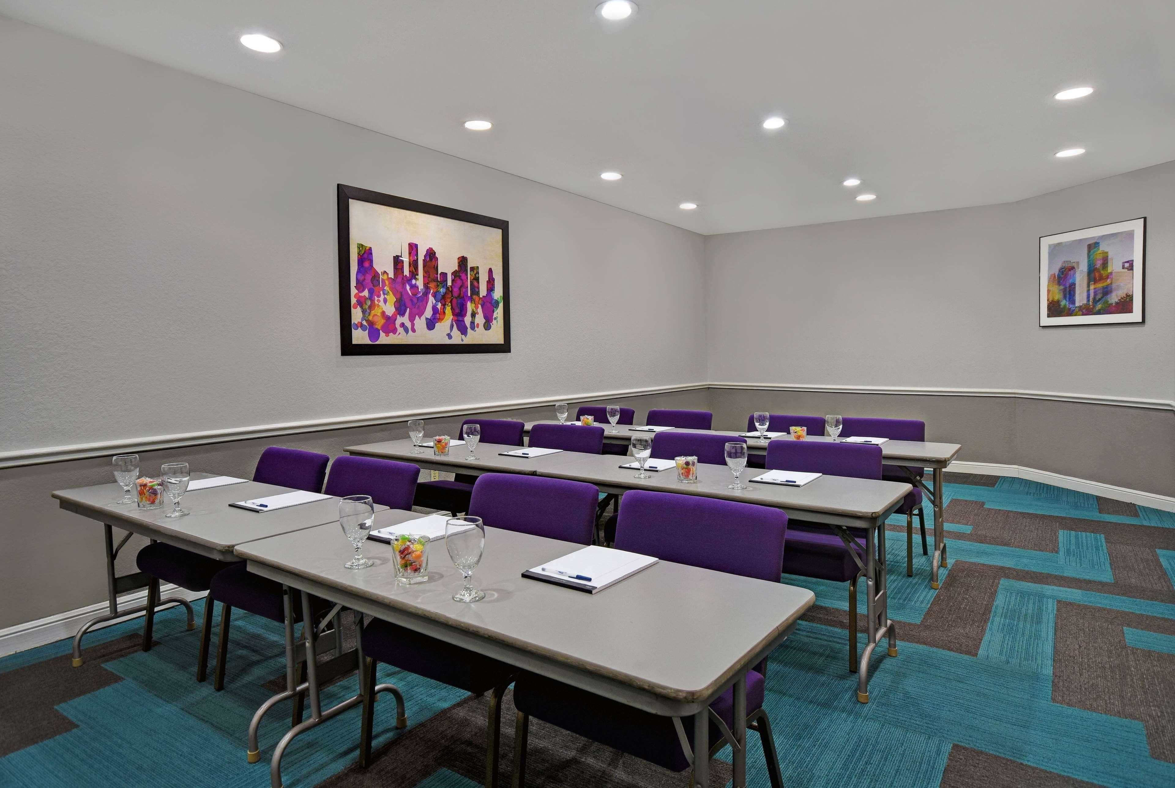 Baymont By Wyndham Houston/westchase Hotel Houston