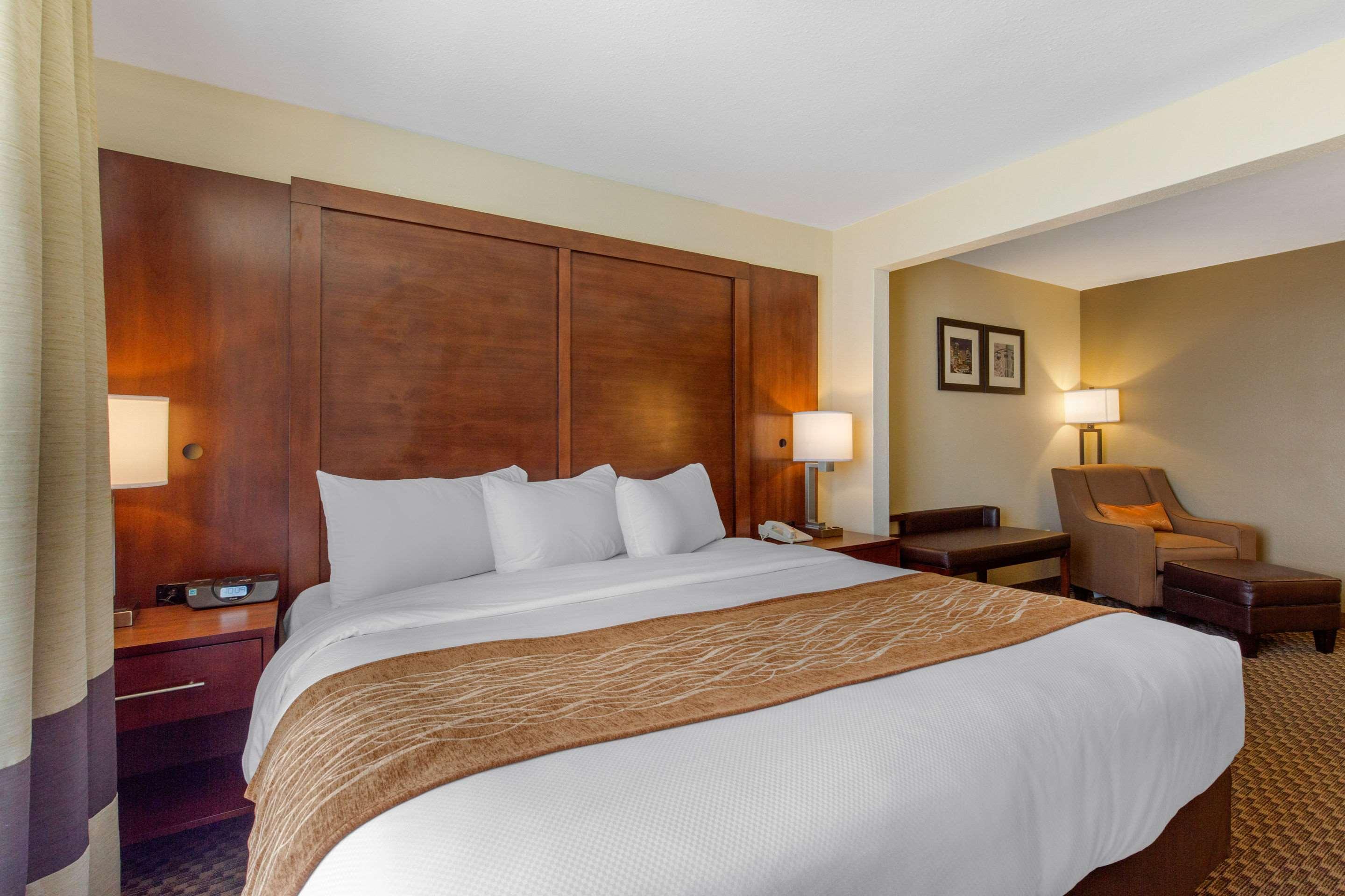 Comfort & Sw Sugarland Hotel 2*