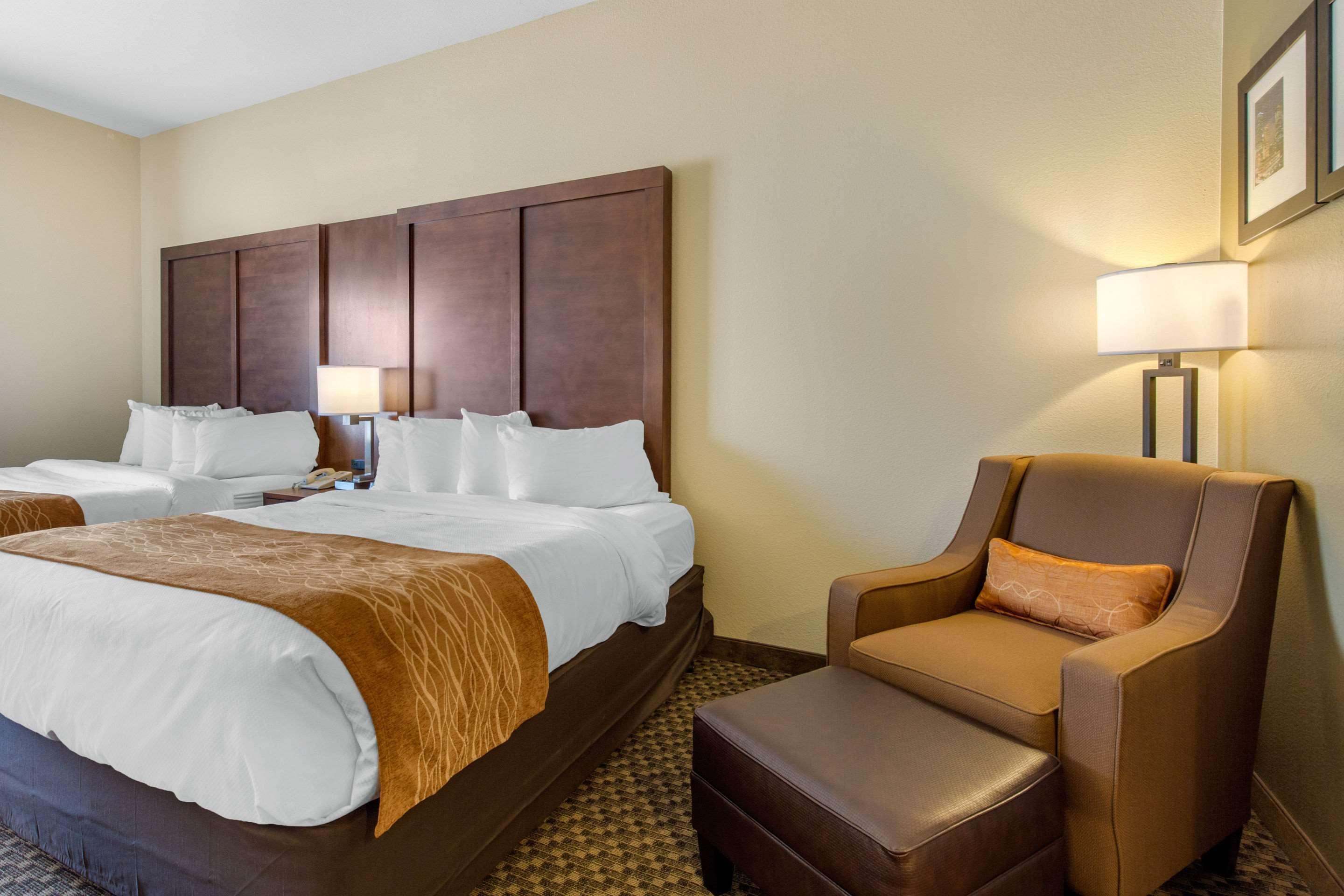 Comfort & Sw Sugarland Hotel 2*