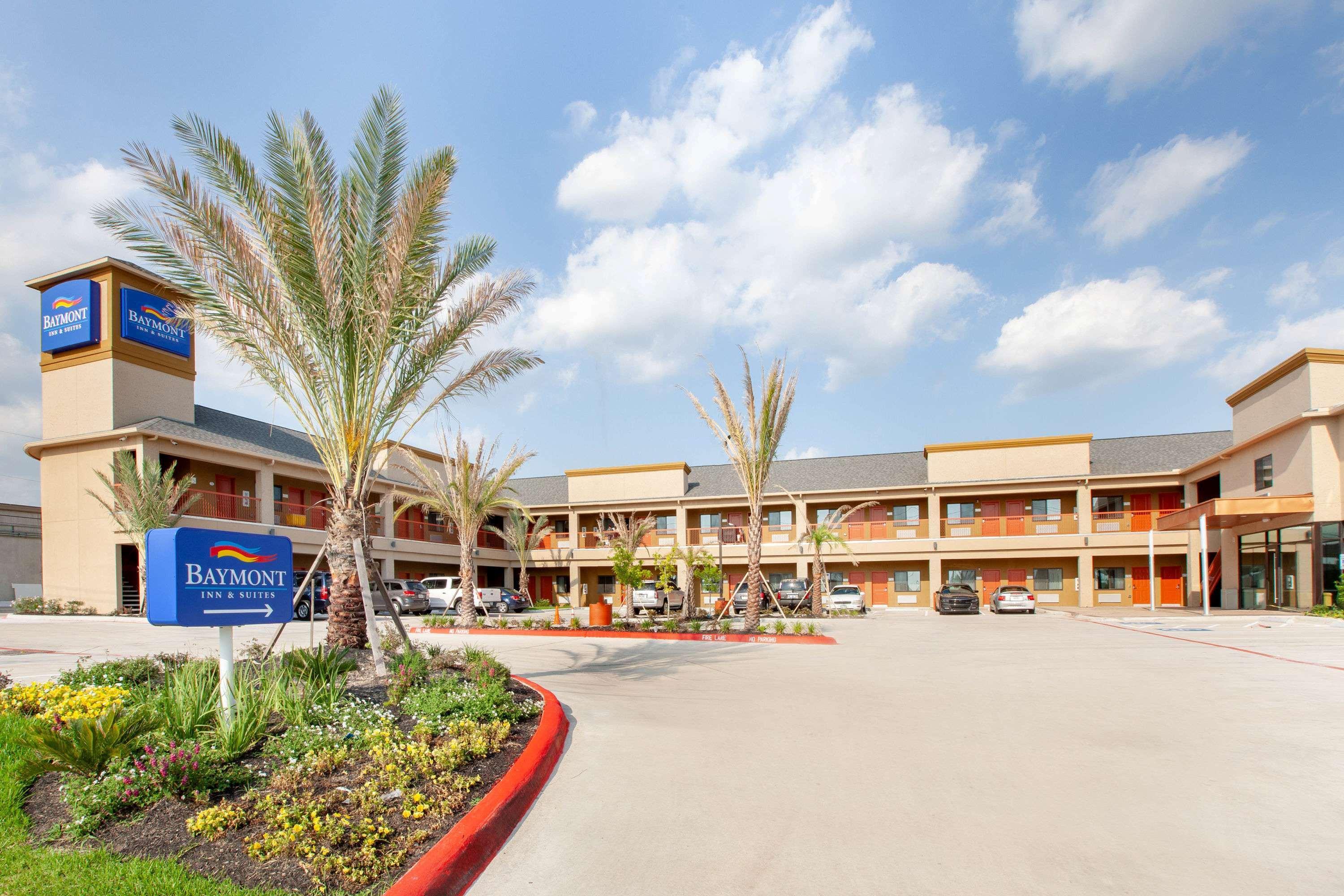Baymont By Wyndham Hobby Airport Hotel Houston