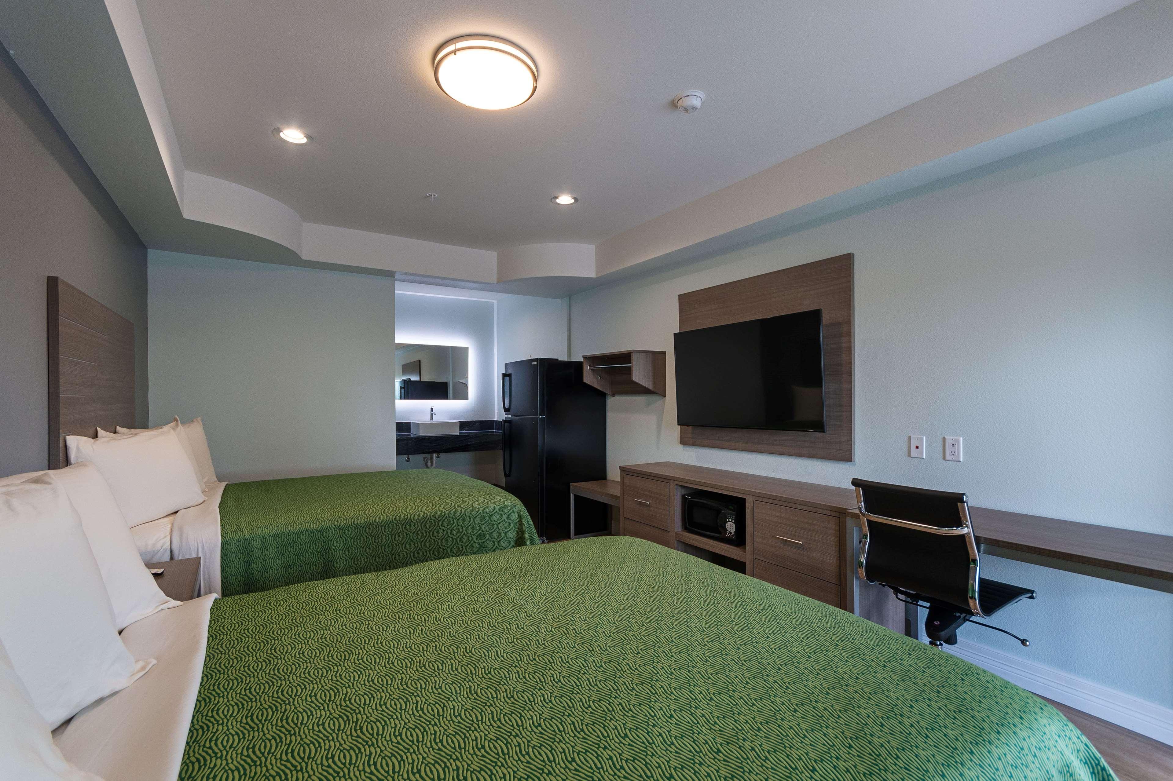 Hotel Baymont By Wyndham Kingwood 2*