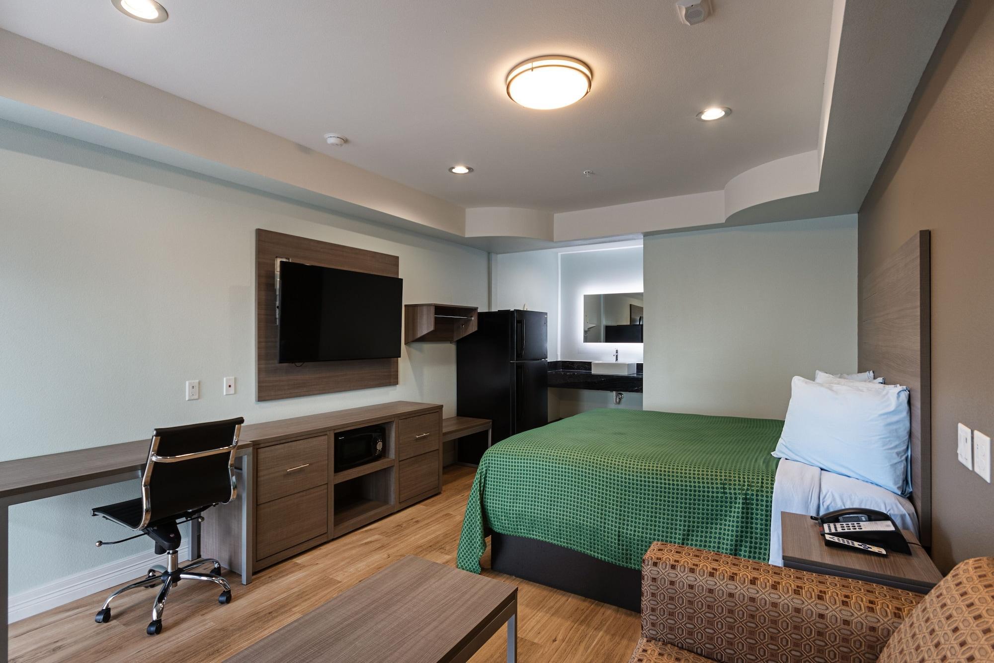 Baymont By Wyndham Kingwood 2*