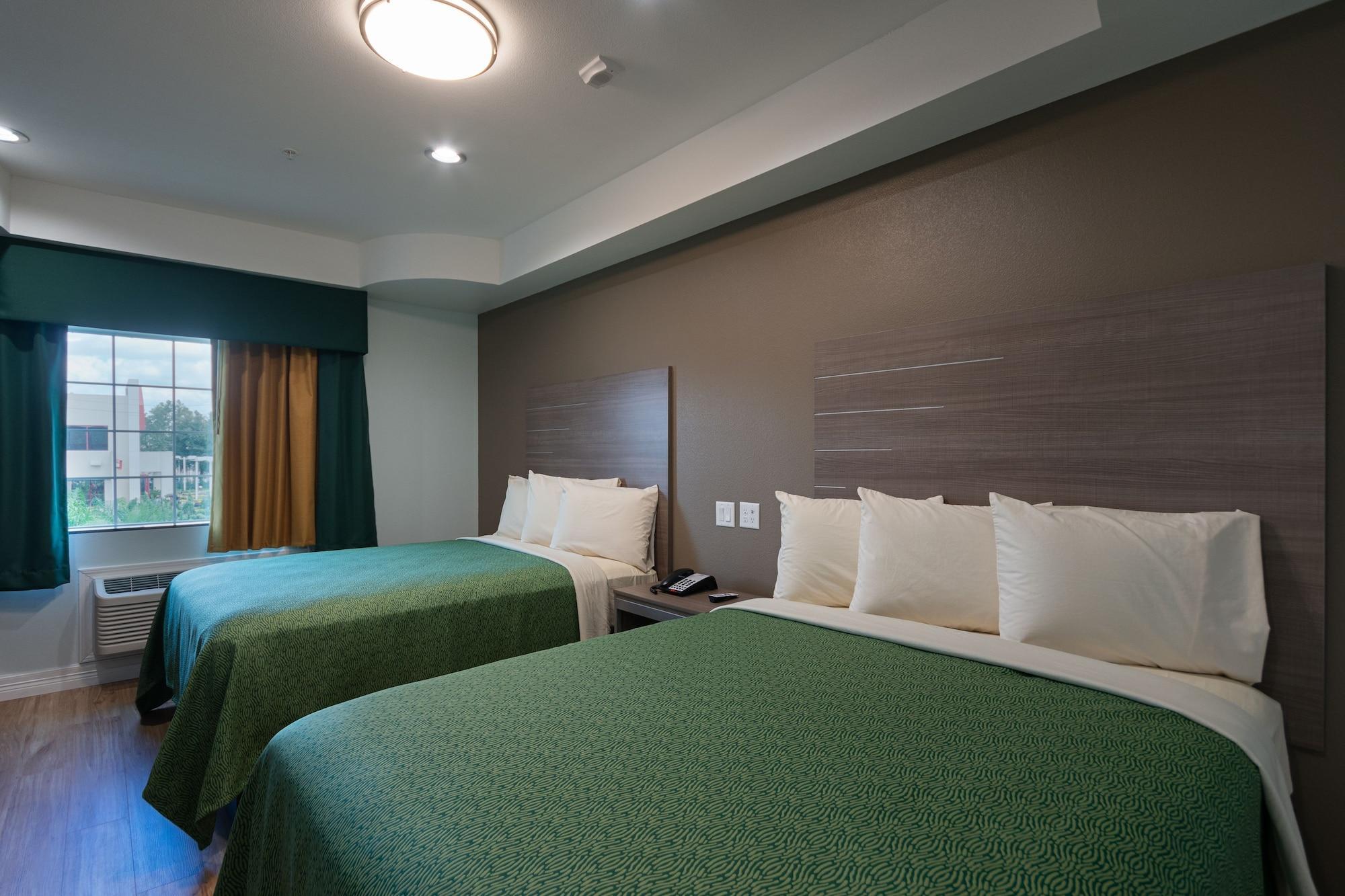 Baymont By Wyndham Kingwood Hotel 2*