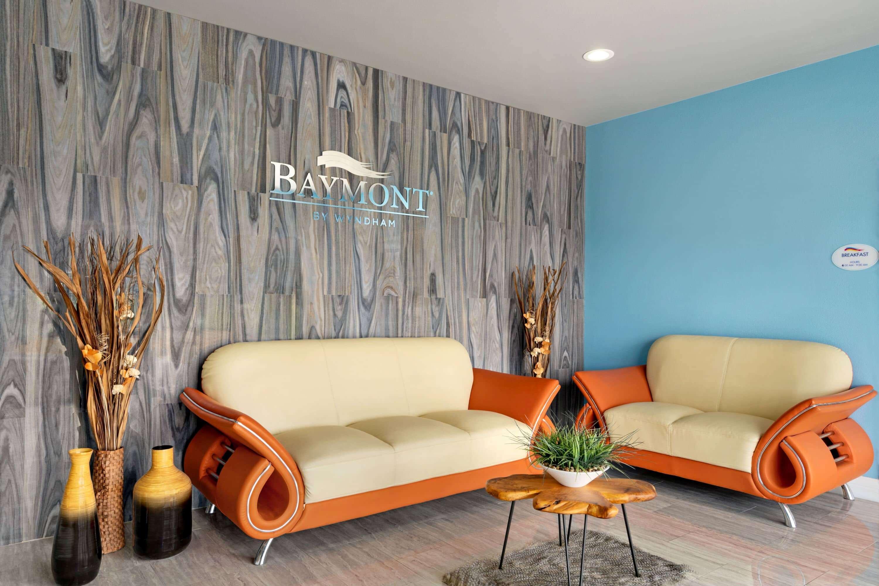 Baymont By Wyndham Kingwood Hotel