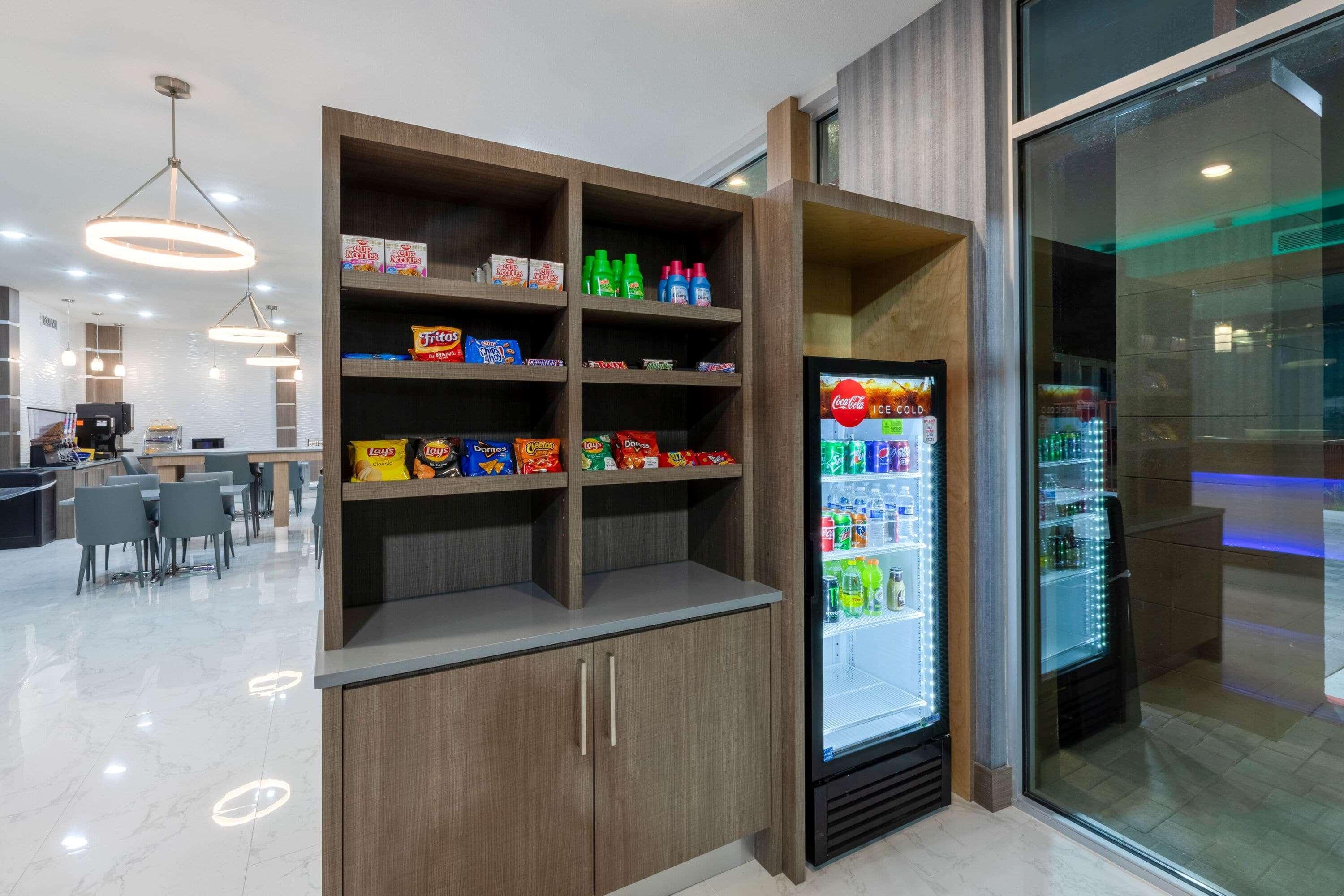Days & By Wyndham Downtown/university Of Hotel 3*