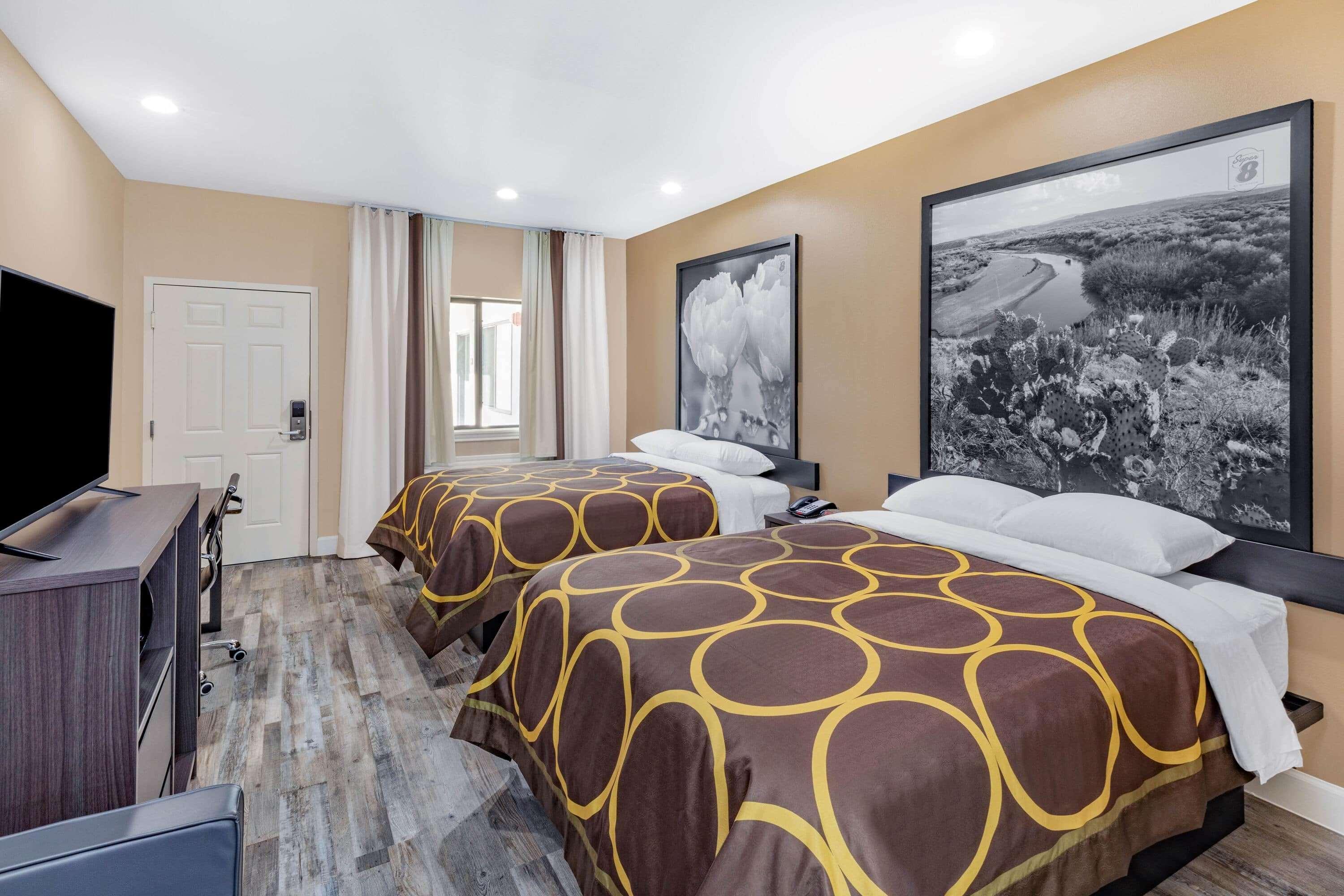 Super 8 By Wyndham Nw Beltway 8-west Rd