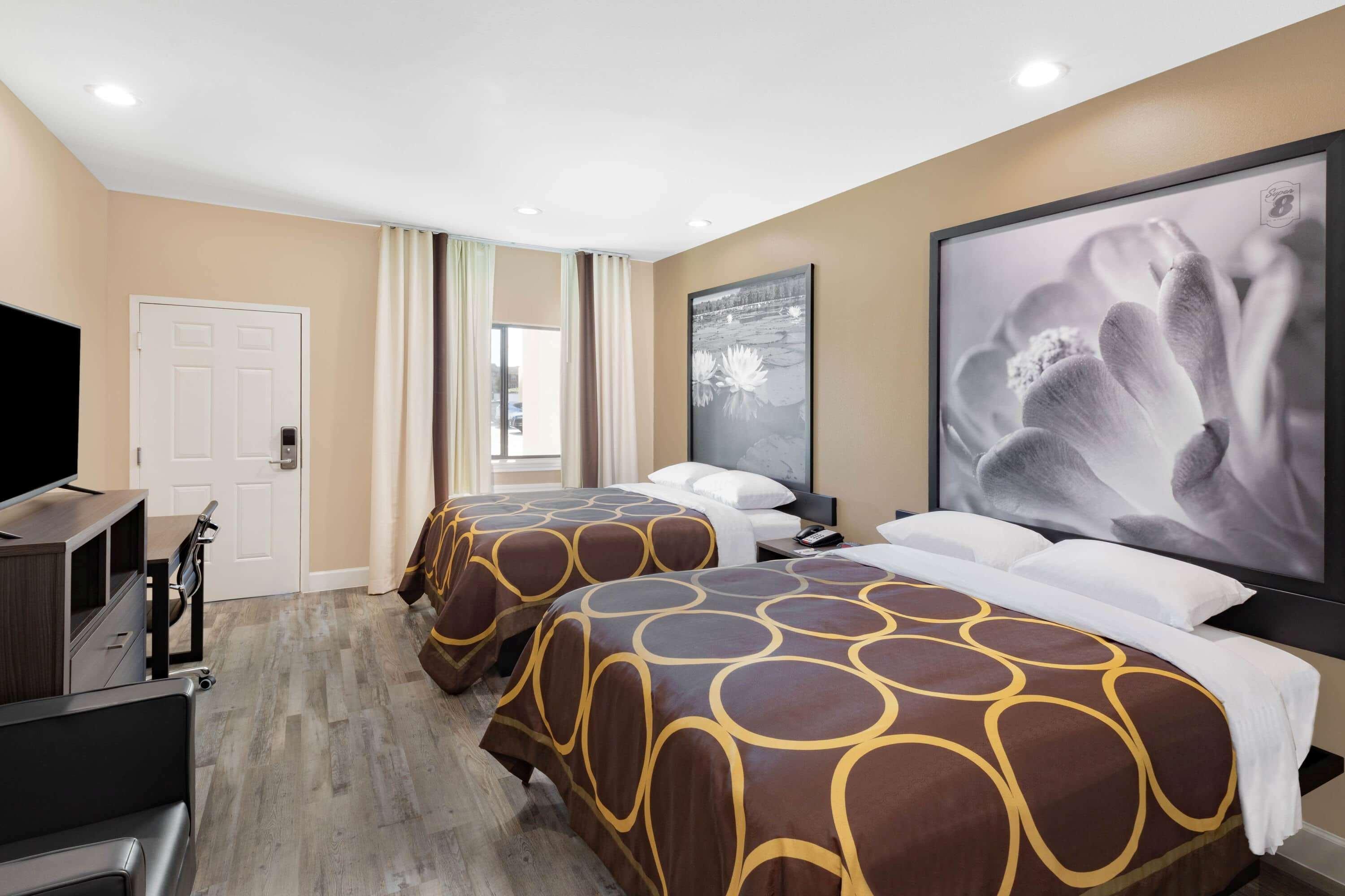 Super 8 By Wyndham Nw Beltway 8-west Rd Hotel 3*