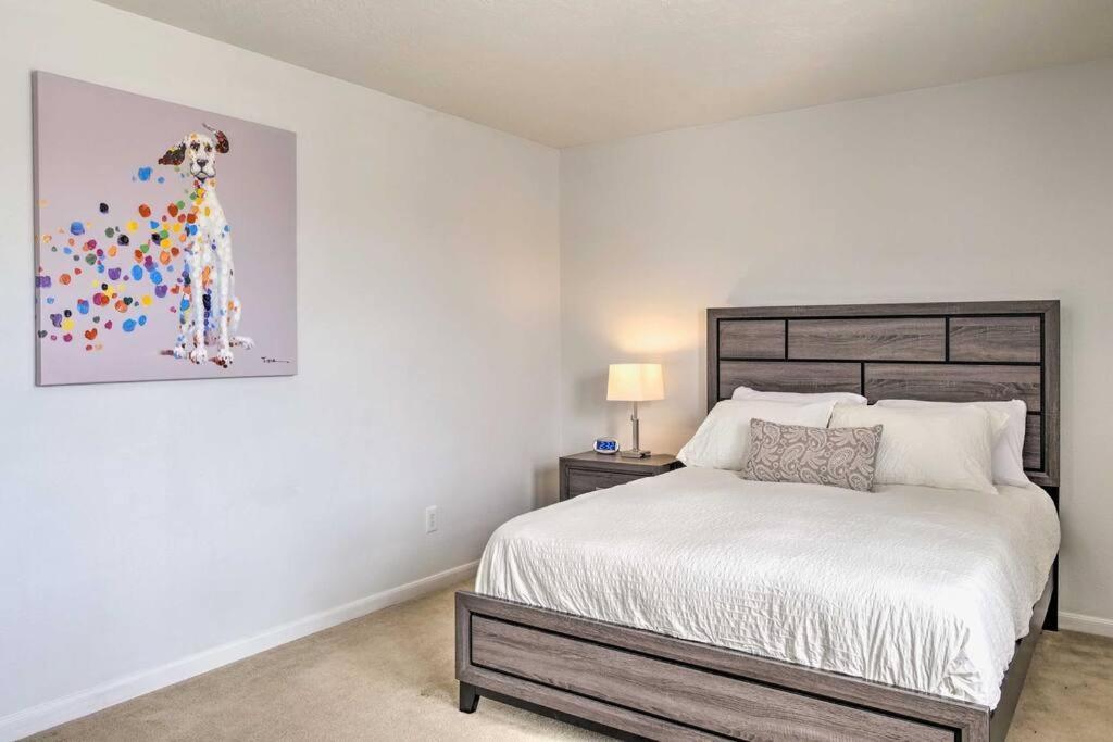 3 Bedroom 2.5 Bath With Office