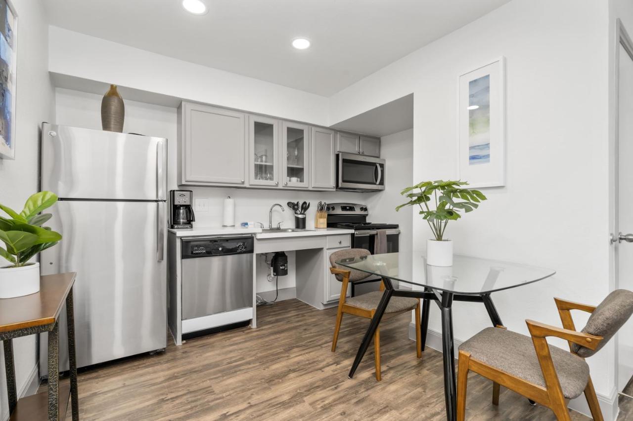 W Handicap Access - Walk To Texas Medical Center, Nrg, Rice University, Parks, Zoo Apartment *