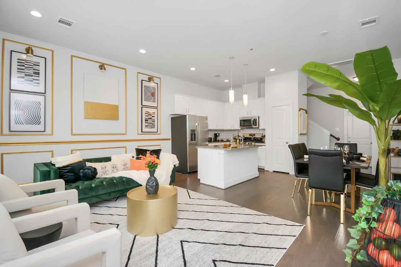 Emerald Palace - New, Modern 3br Townhome Close To Downtown, Nrg, Med Ctr Holiday home