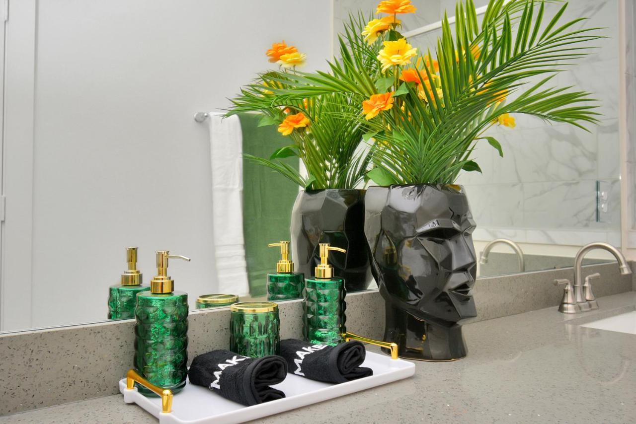 Holiday home Emerald Palace - New, Modern 3br Townhome Close To Downtown, Nrg, Med Ctr *