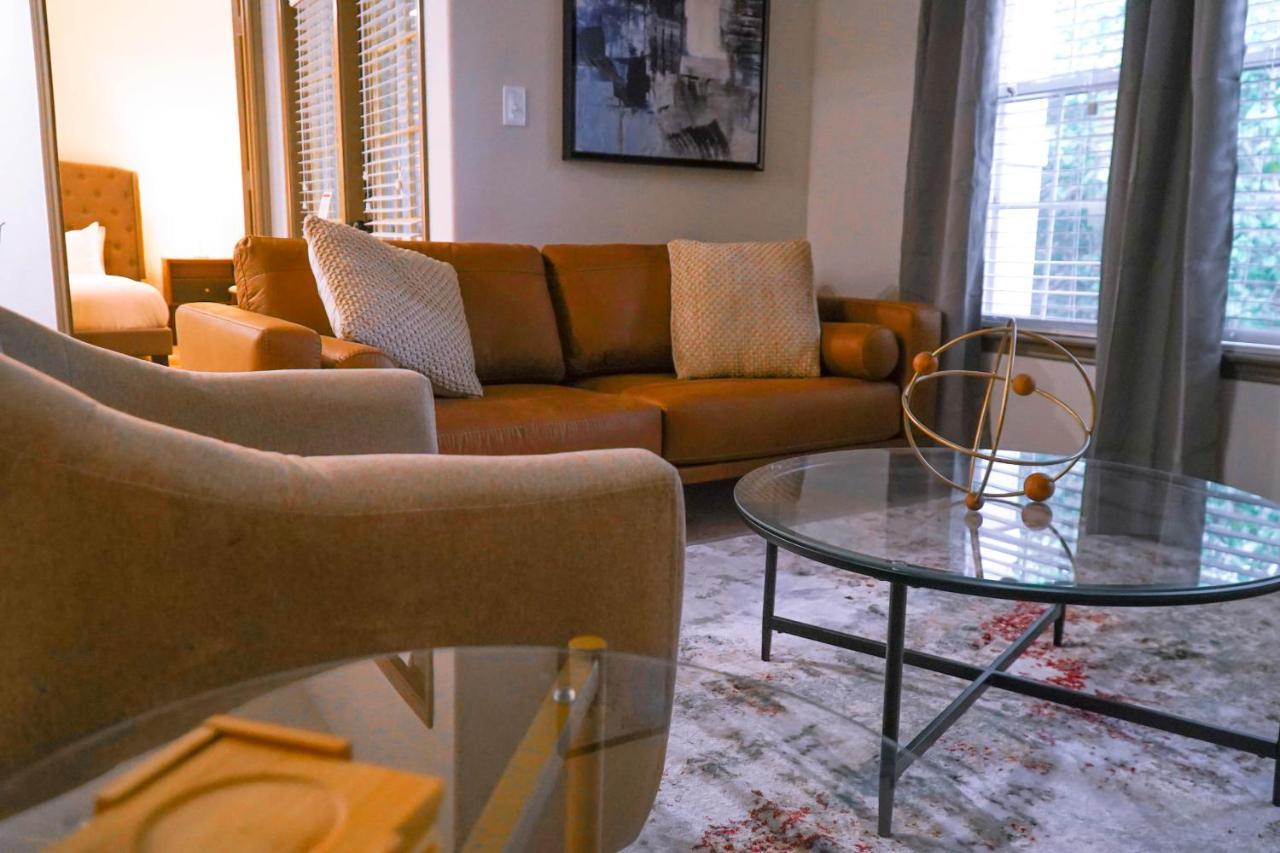 Apartment Beyond Living Houston Suites Near Nrg