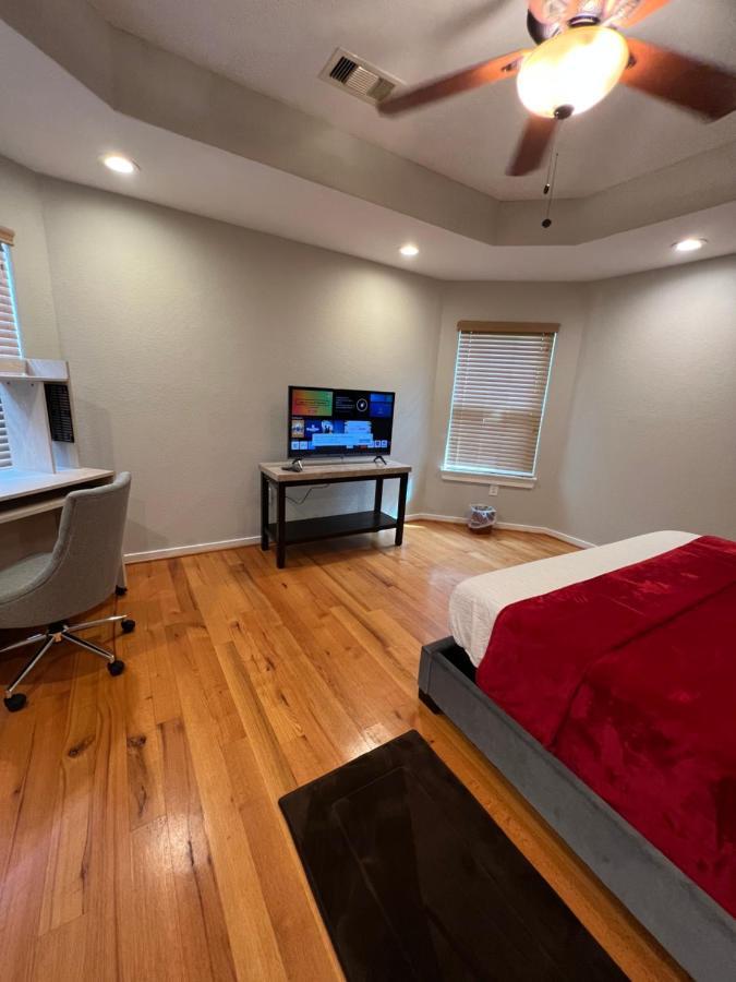 Holiday home Luxuria Mini-mansion Near Downtown *