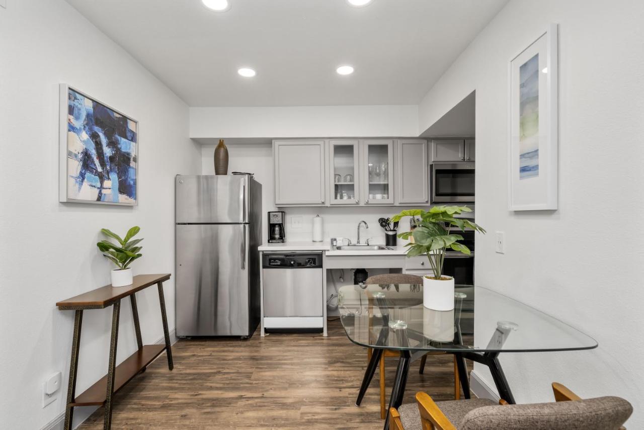 W Handicap Access - Walk To Texas Medical Center, Nrg, Rice University, Parks, Zoo Apartment Houston