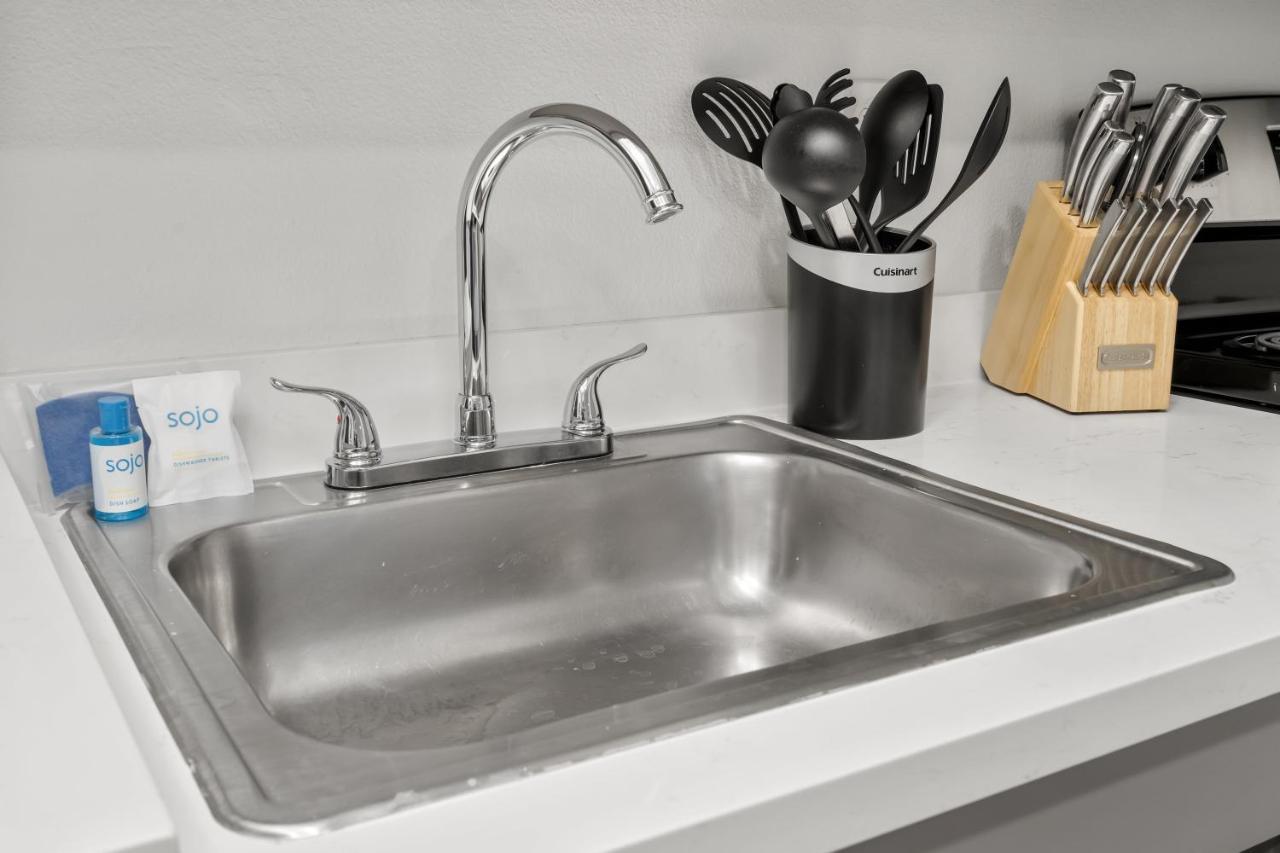 Apartment W Handicap Access - Walk To Texas Medical Center, Nrg, Rice University, Parks, Zoo Houston