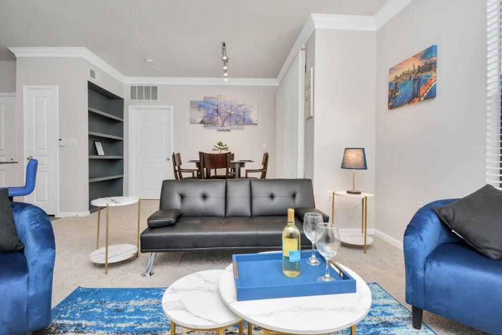 The Royal Houston