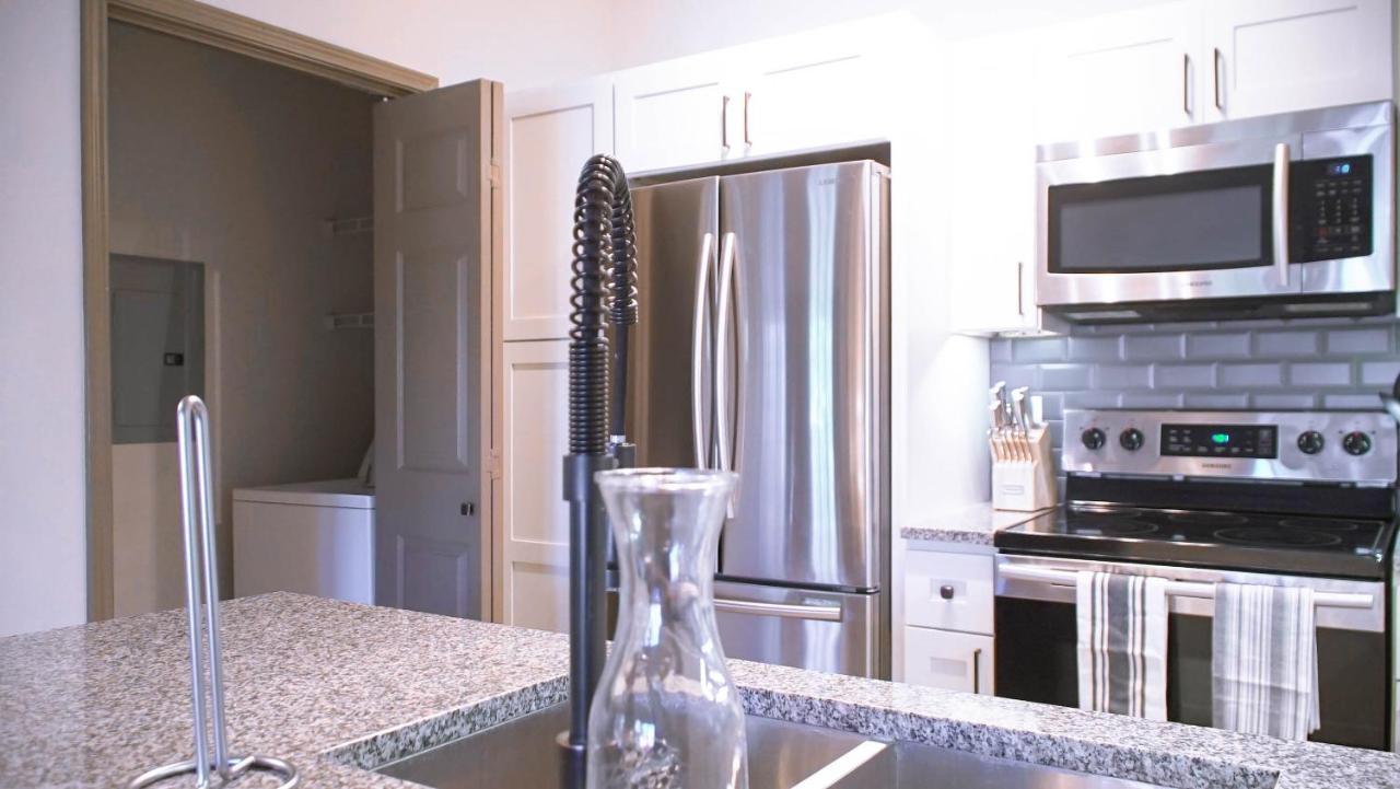 Apartment Beyond Living Houston Suites Near Nrg *