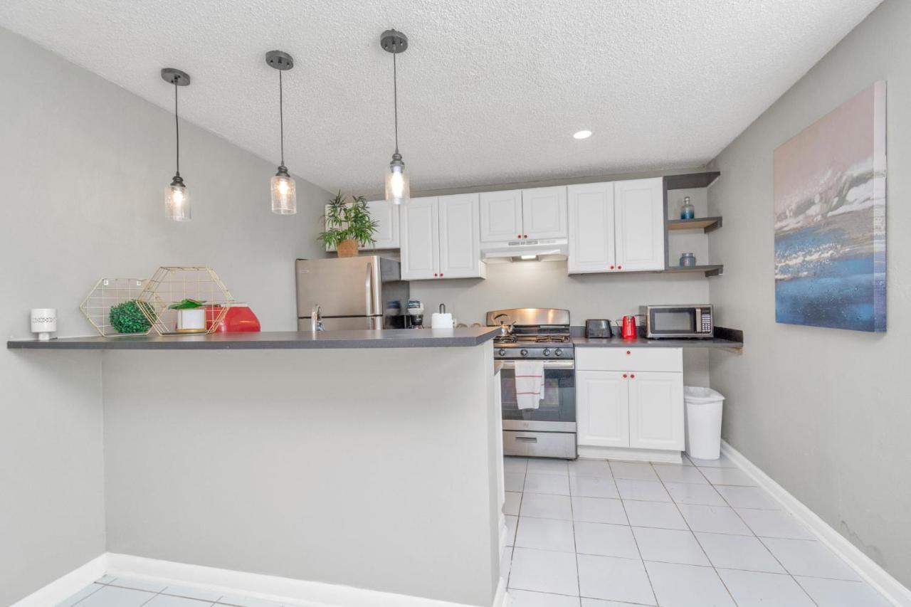 Apartment Quiet Oasis With 1 Bedroom In The Montrose Area Houston