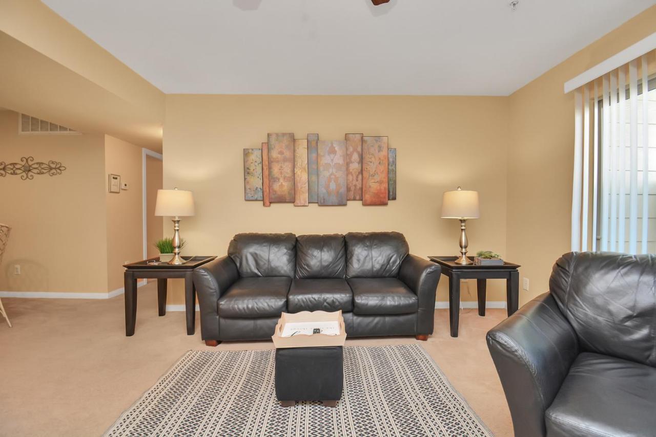 The Cure Lounge Apartment