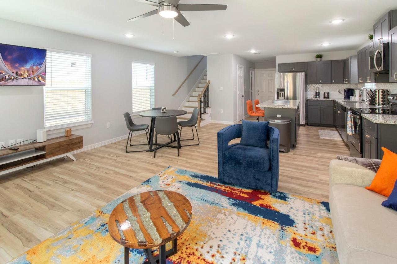 Peerless Retreat - Minutes From Downtown
