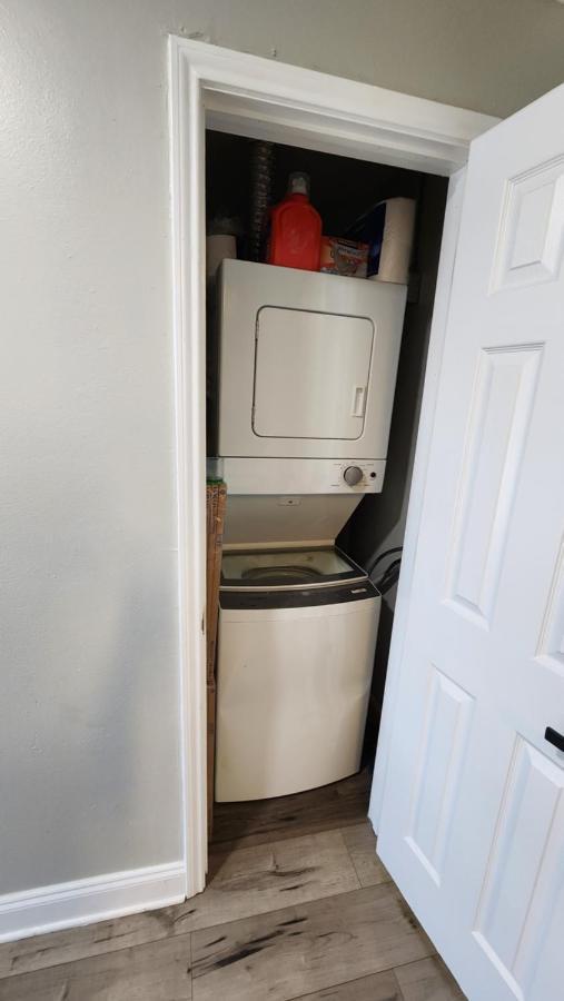 Holiday home 5br Sleeps 16 Downtown/pet Friendly/ev Charger Houston
