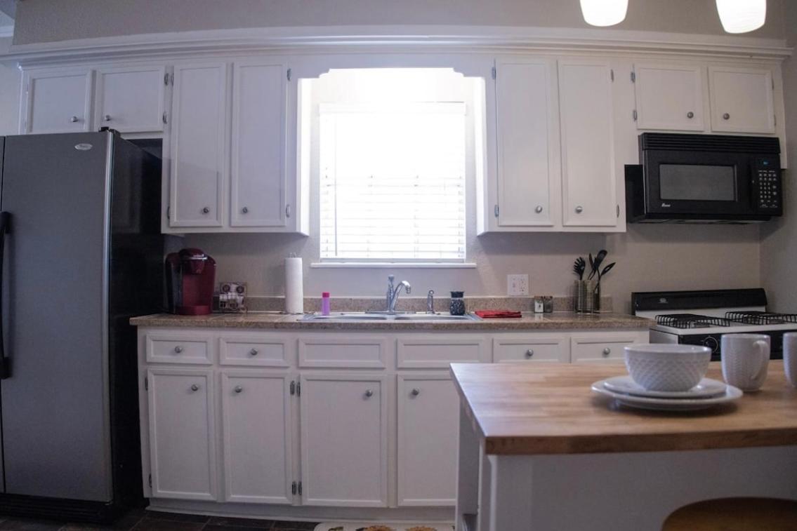 “honeycrisp” 1br King
