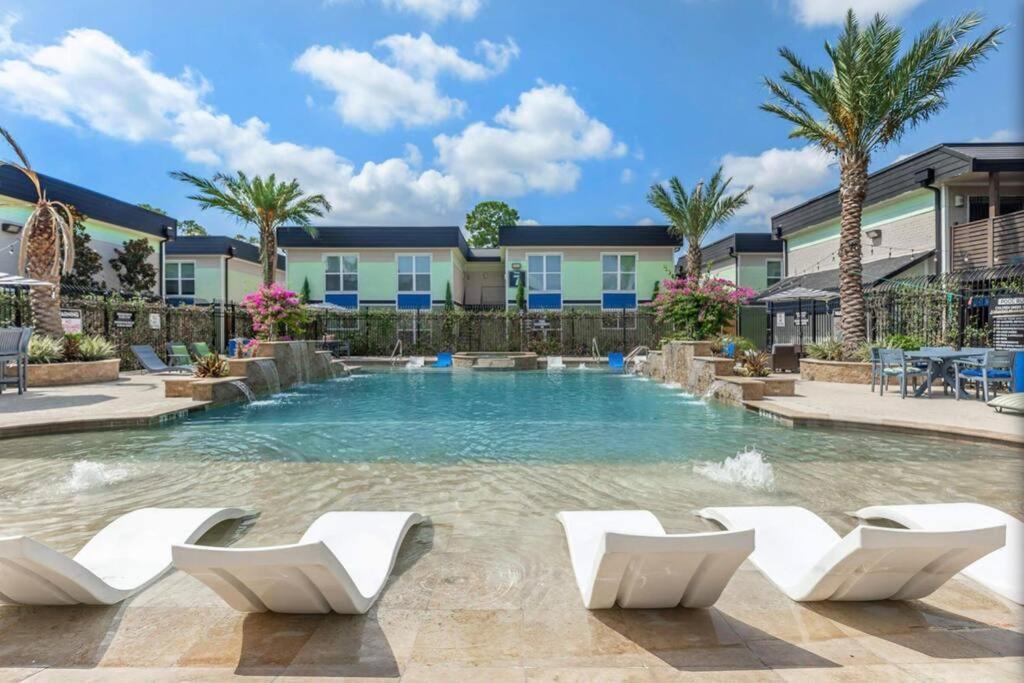 Lovely 2 Bedroom/2 Bath Houston, Heights/galleria Apartment
