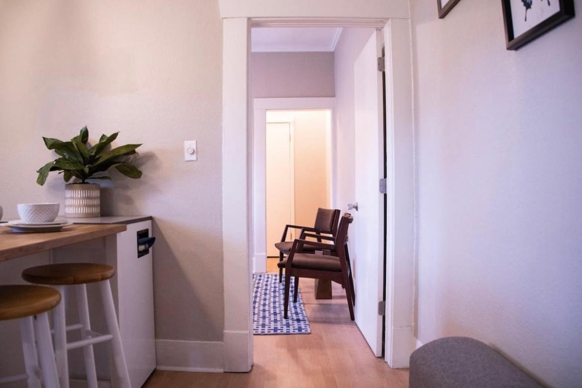 “honeycrisp” 1br King