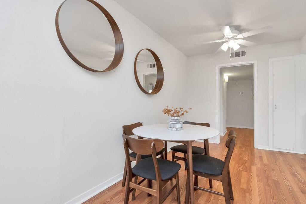 Modern 2 Bedroom Apt In Montrose, Self Check-in * Houston
