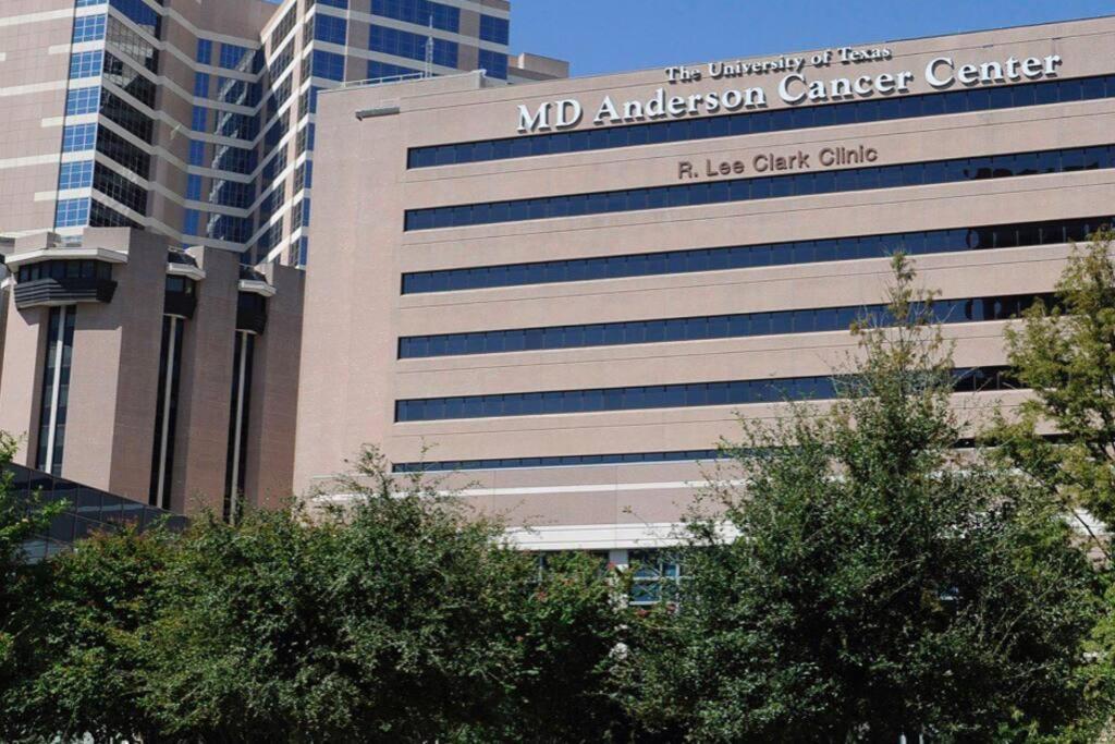 Away From Home-cozy 2 Bdrm Condo/med Cntr/nrg