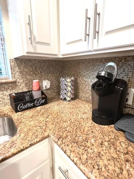 Lovely 2 Bedroom/2 Bath Houston, Heights/galleria Apartment Houston