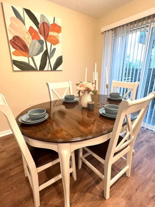 Lovely 2 Bedroom/2 Bath Houston, Heights/galleria Apartment Houston