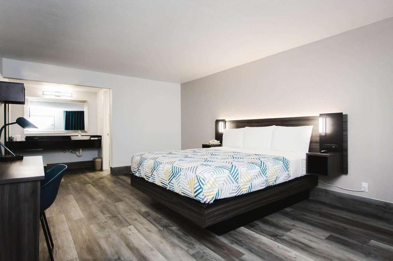 6 Tx Medical Center Nrg Stadium Hotel 2*