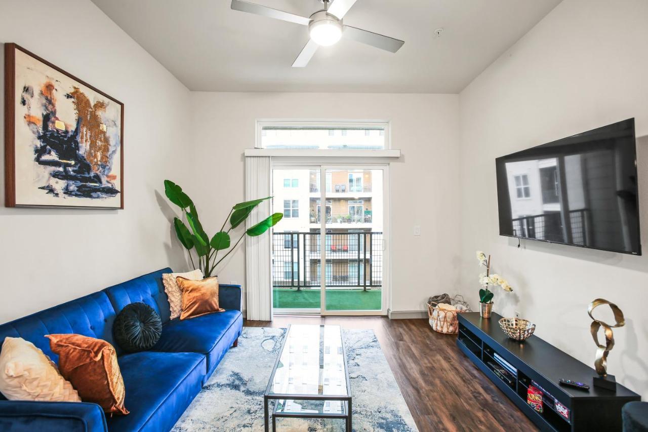 Luxury Close To Everything W Free Parking 5 Apartment