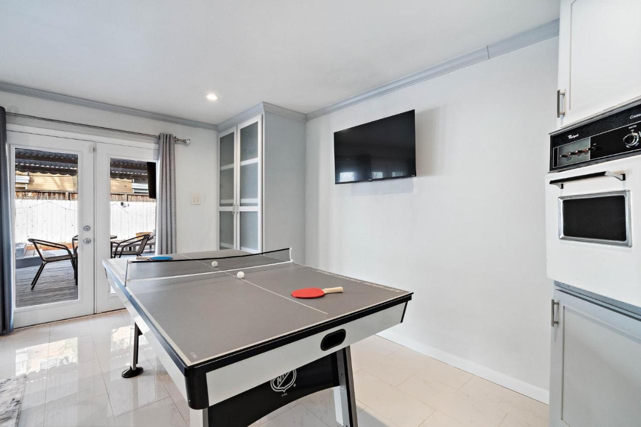 Holiday home Htown Pool Nr Heights, Galleria Hottub Games